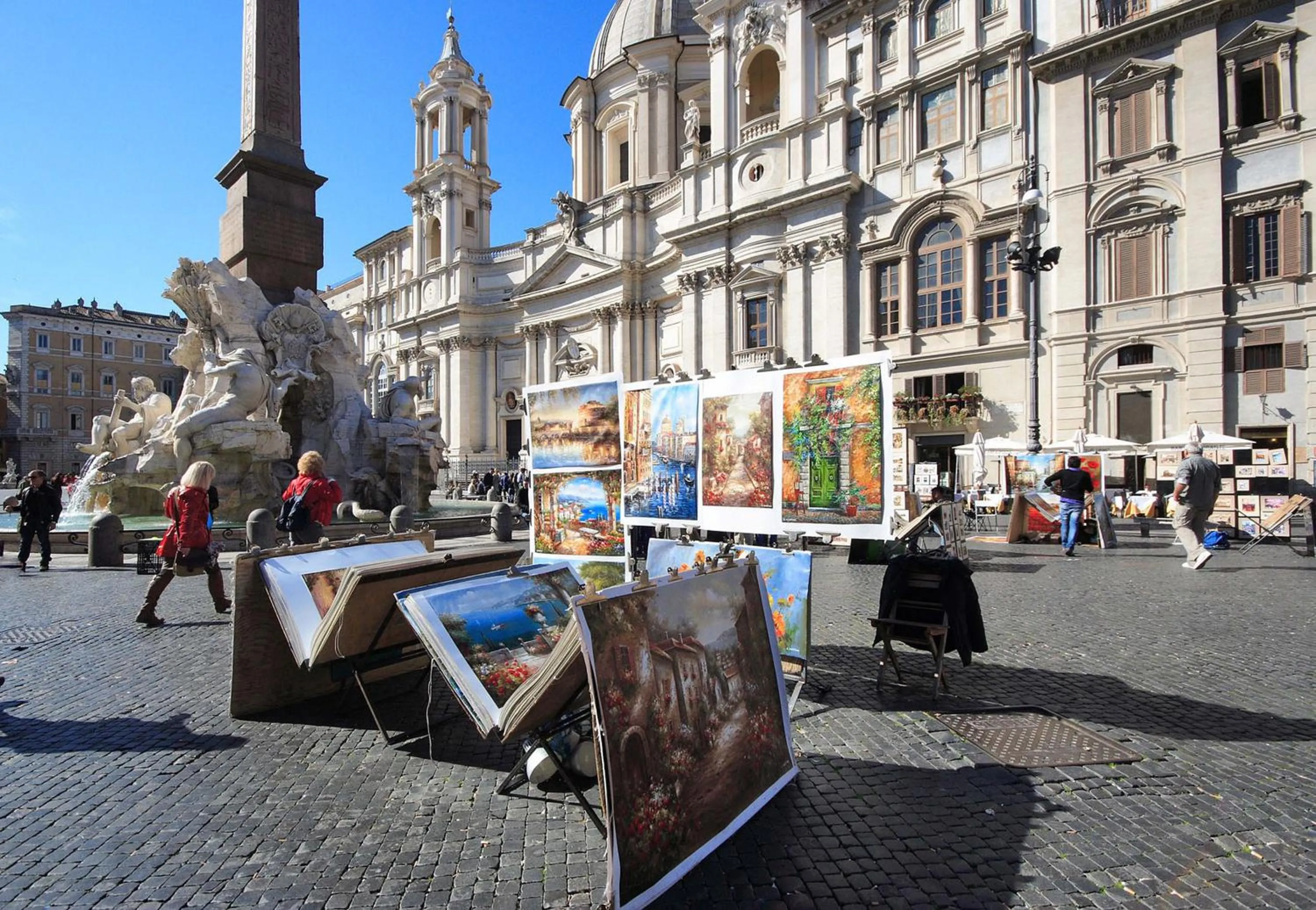 Nearby landmark in Roman Holiday Suites
