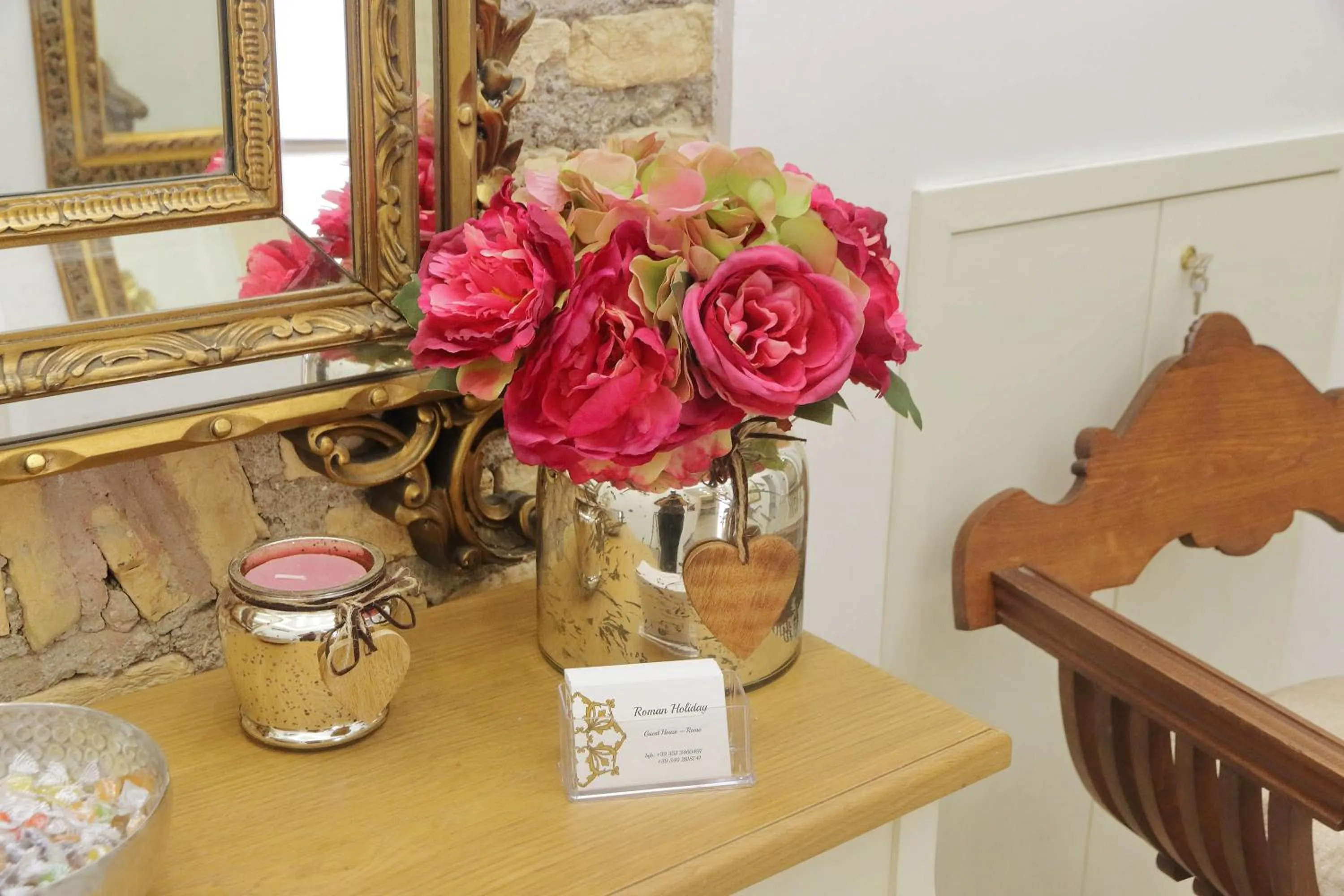 Decorative detail in Roman Holiday Suites