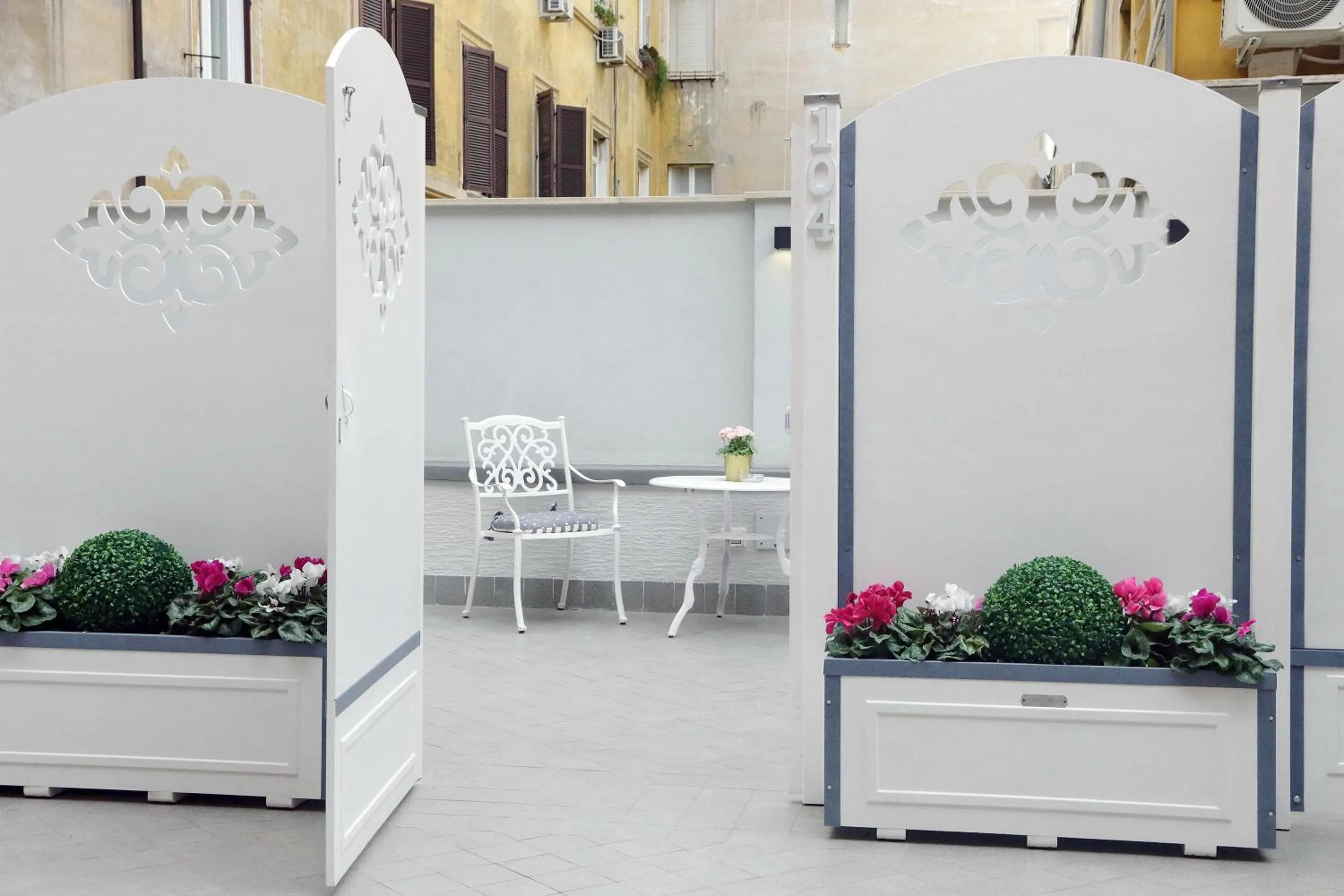 Property building in Roman Holiday Suites