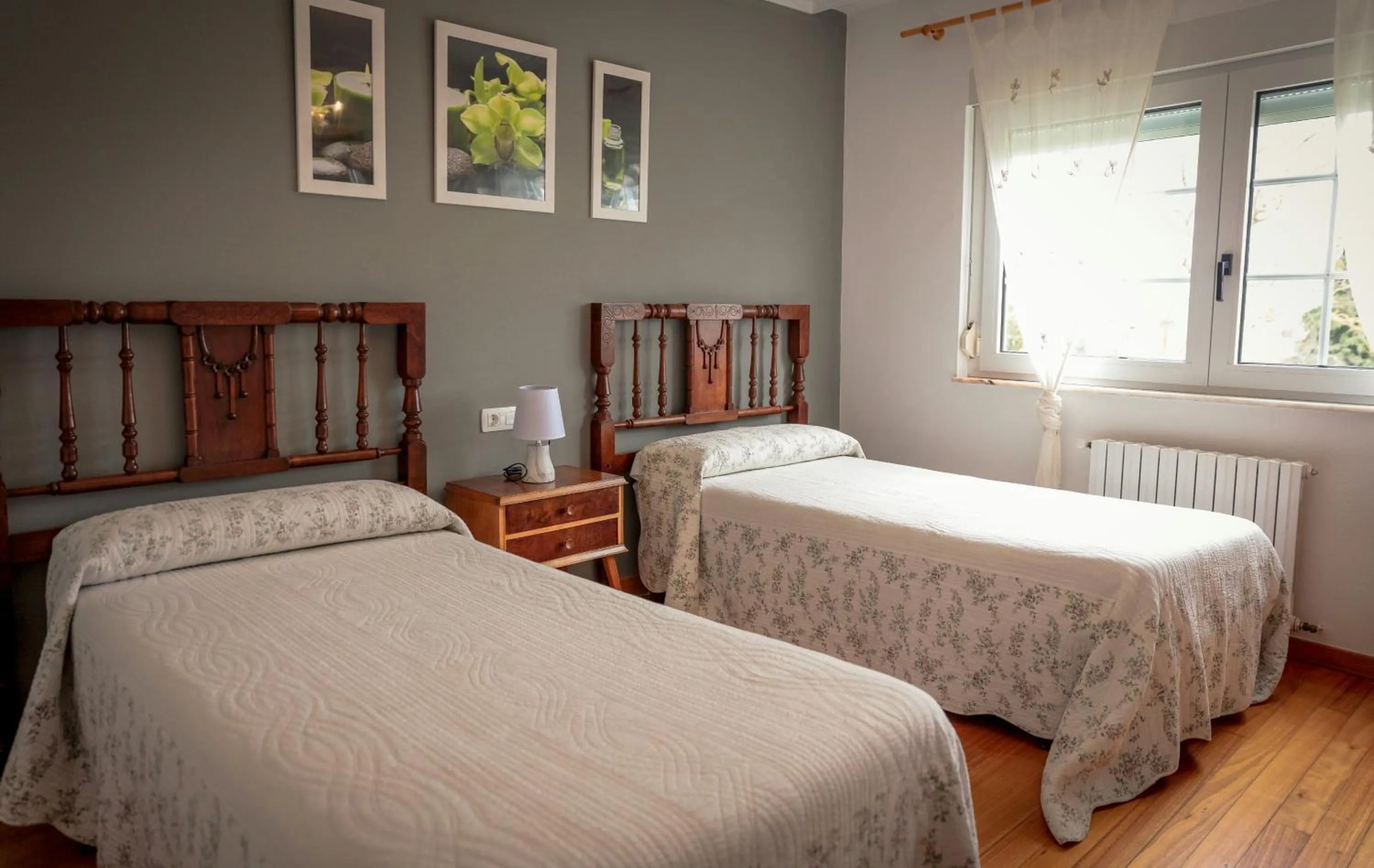 Bedroom, Bed in Pensión Albergue A Pedra