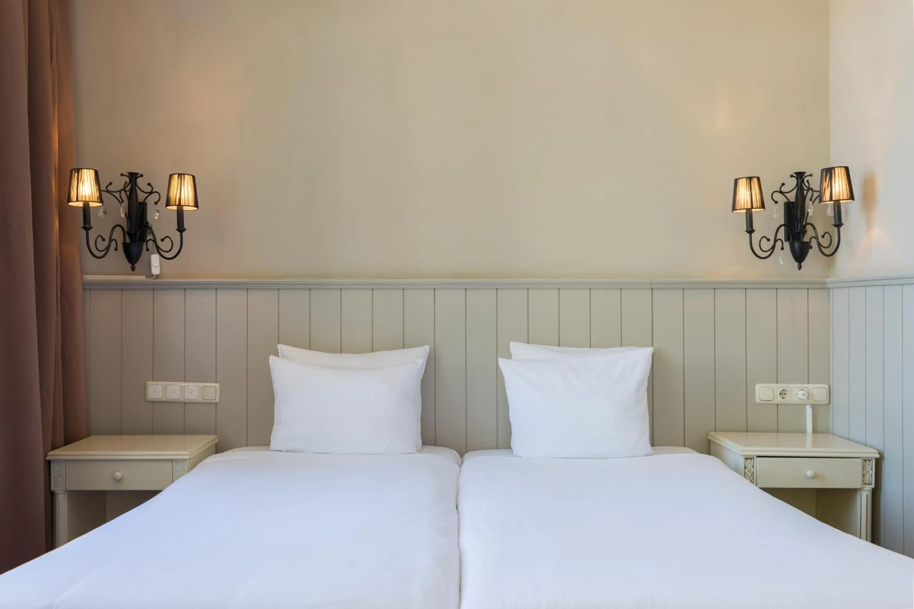 Bedroom, Bed in Amrâth Hotel Bigarré