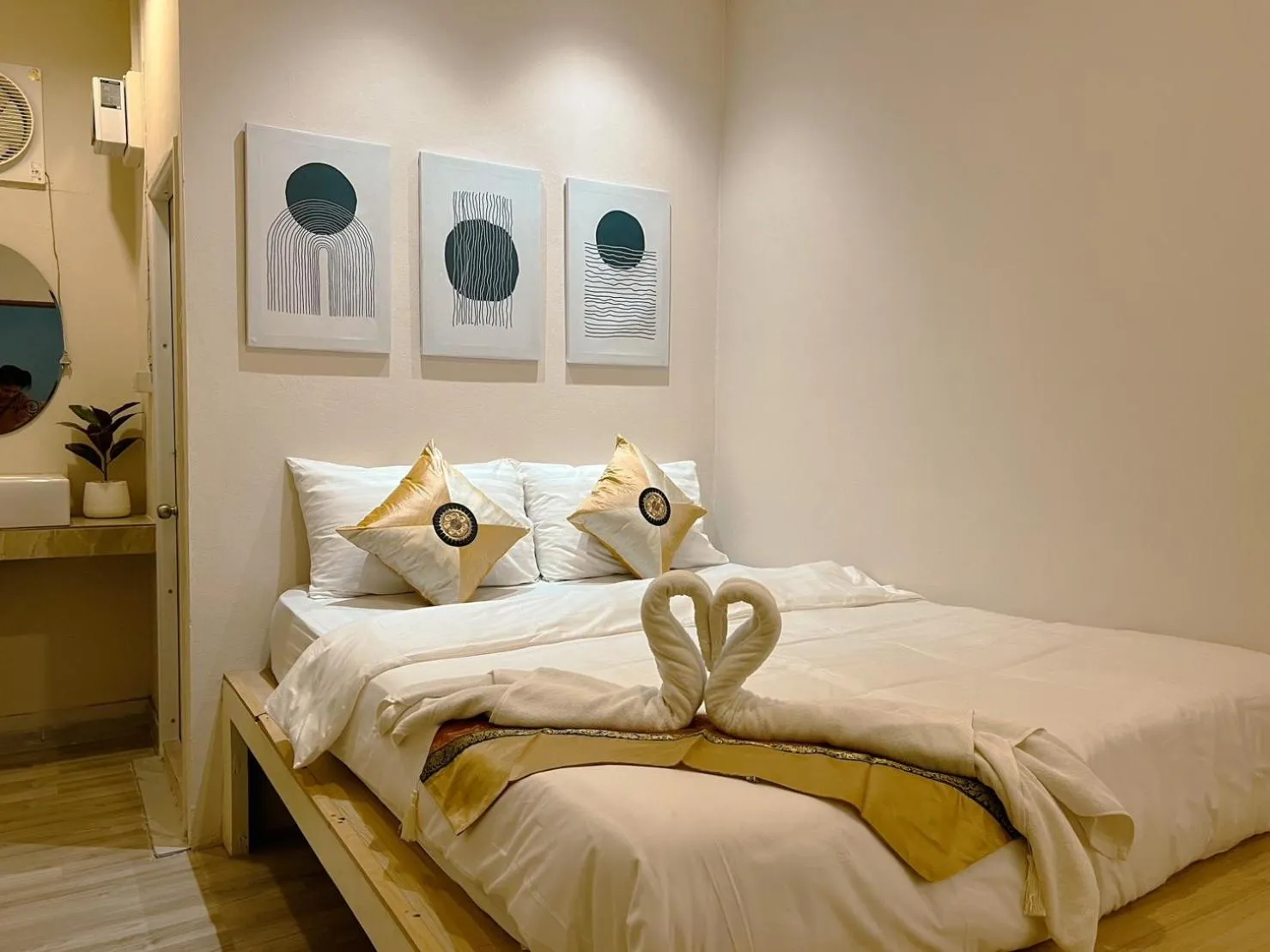 Bed in Pure Stay At CNX