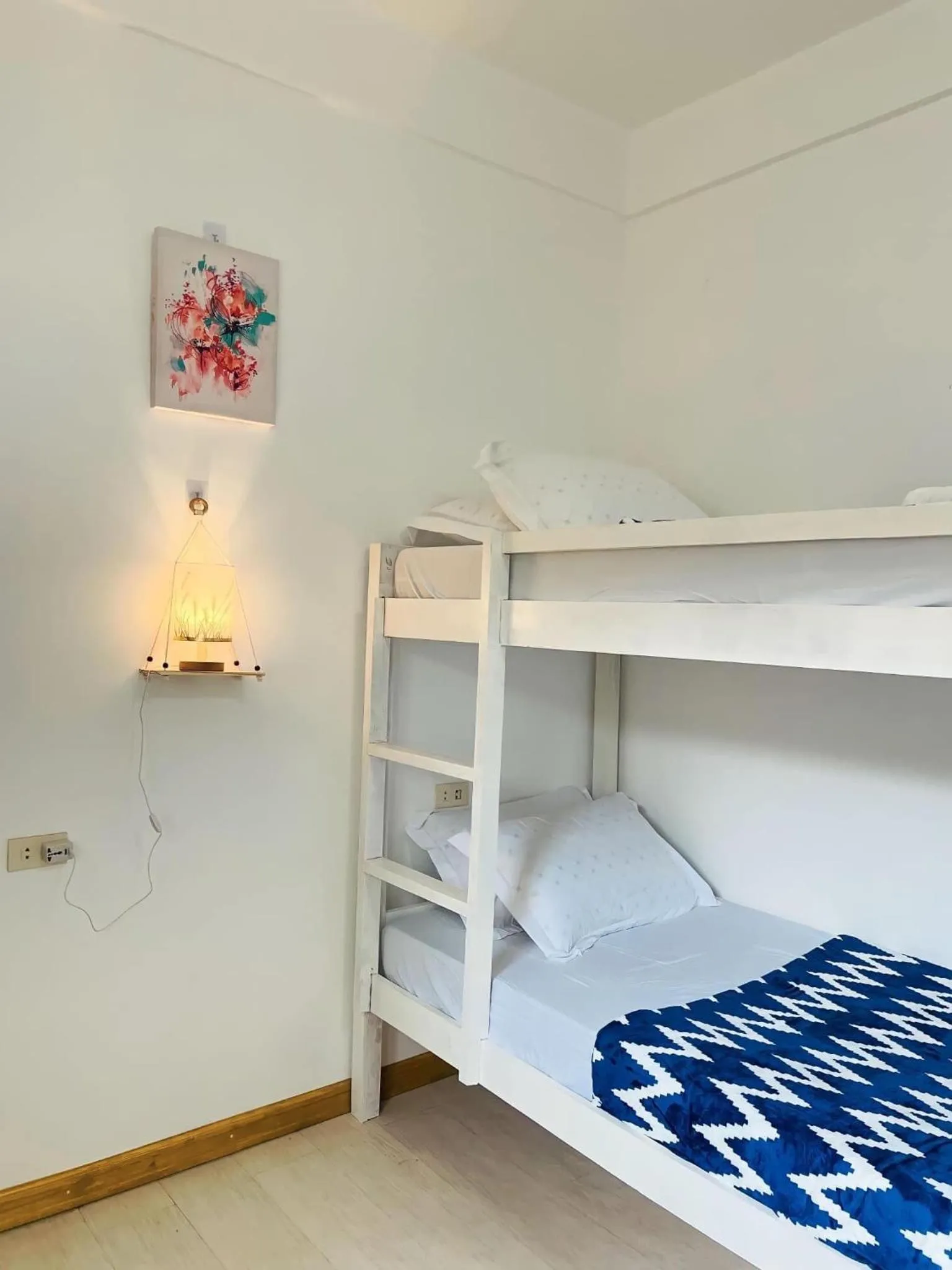 Bed in Sunset Paradise Moalboal