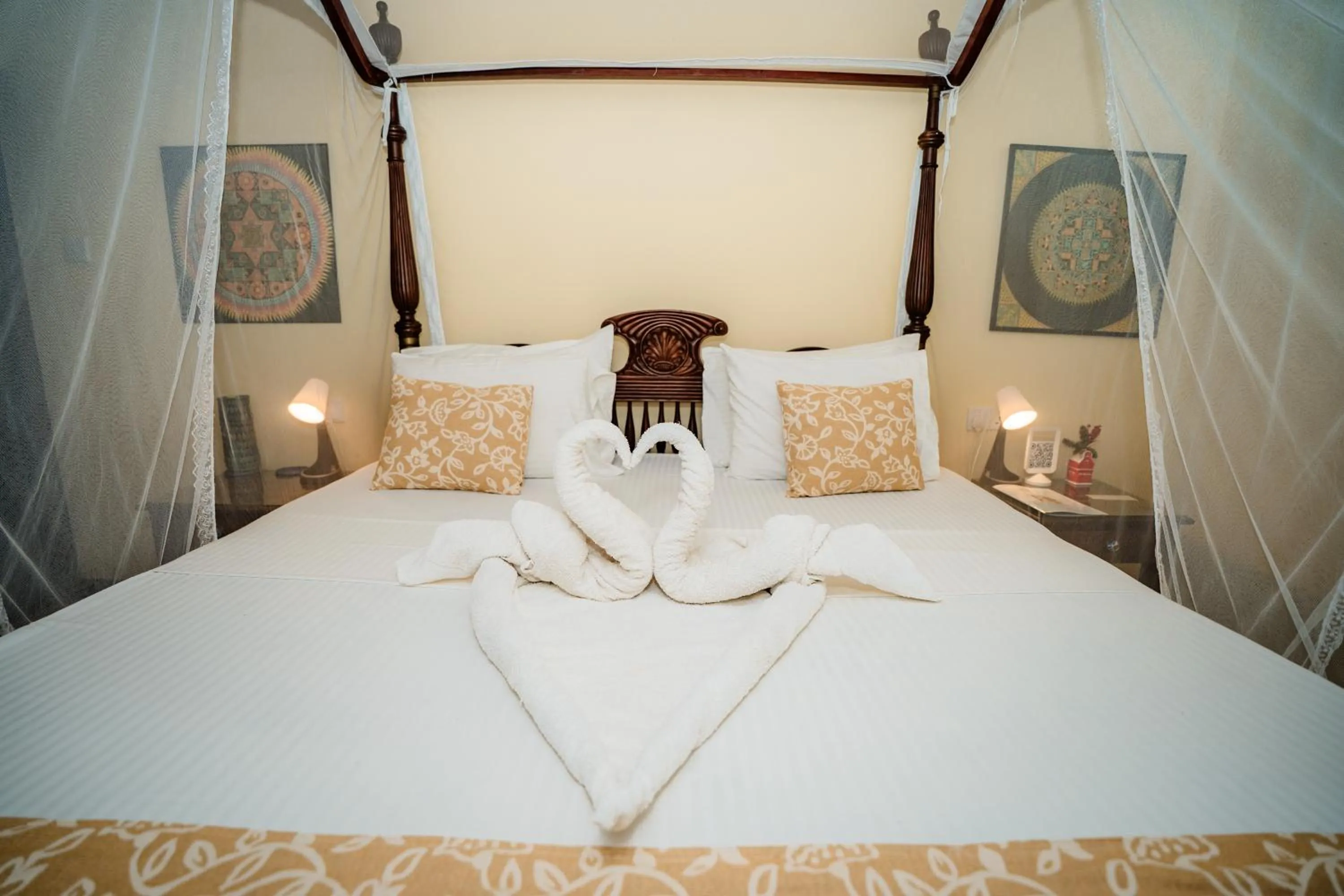 Bed in The Waves Beach Chalets