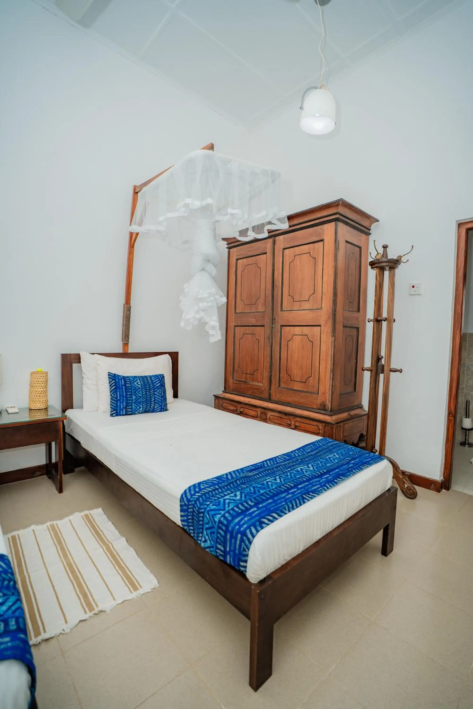 Bedroom, Bed in The Waves Beach Chalets