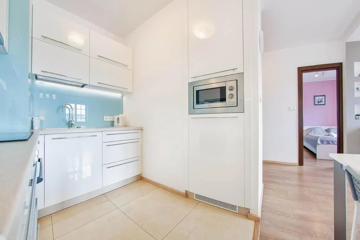 Kitchen or kitchenette in Bulwar Portowy, Sun & Snow