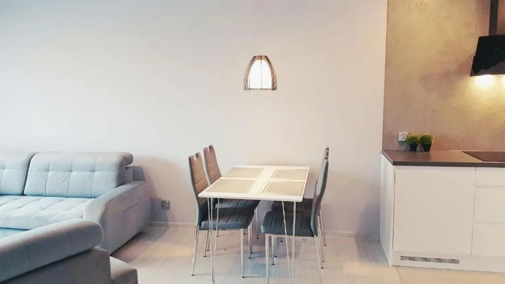 Photo of the whole room in Bulwar Portowy, Sun & Snow