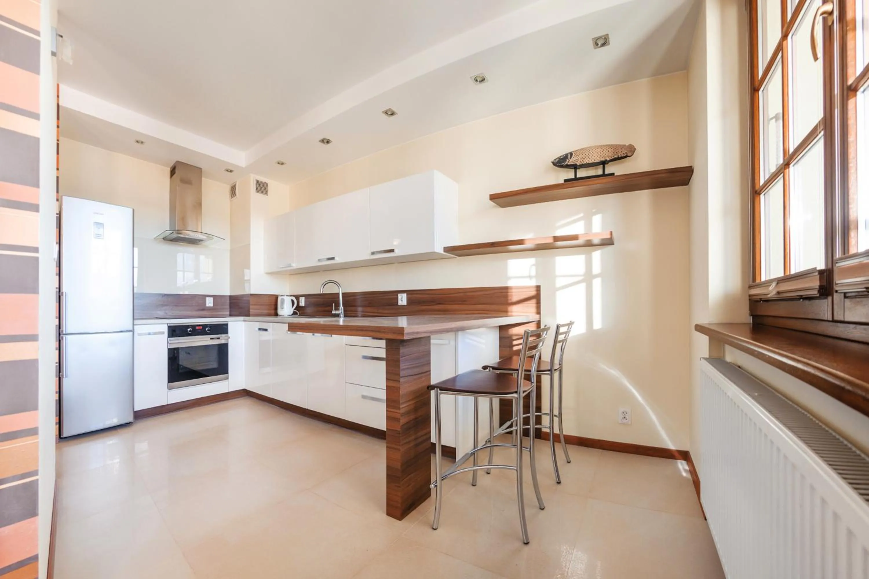 Kitchen or kitchenette in Bulwar Portowy, Sun & Snow