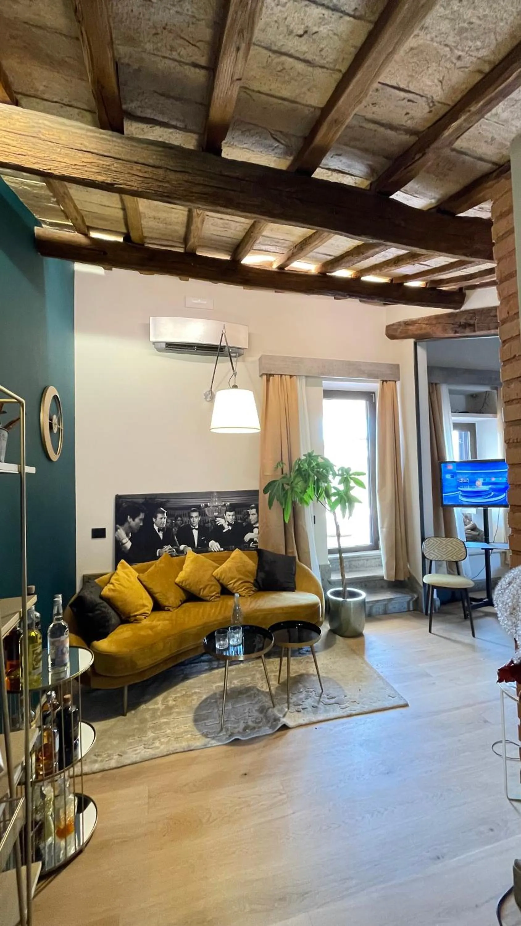 TV and multimedia in Passpartout Boutique Palace