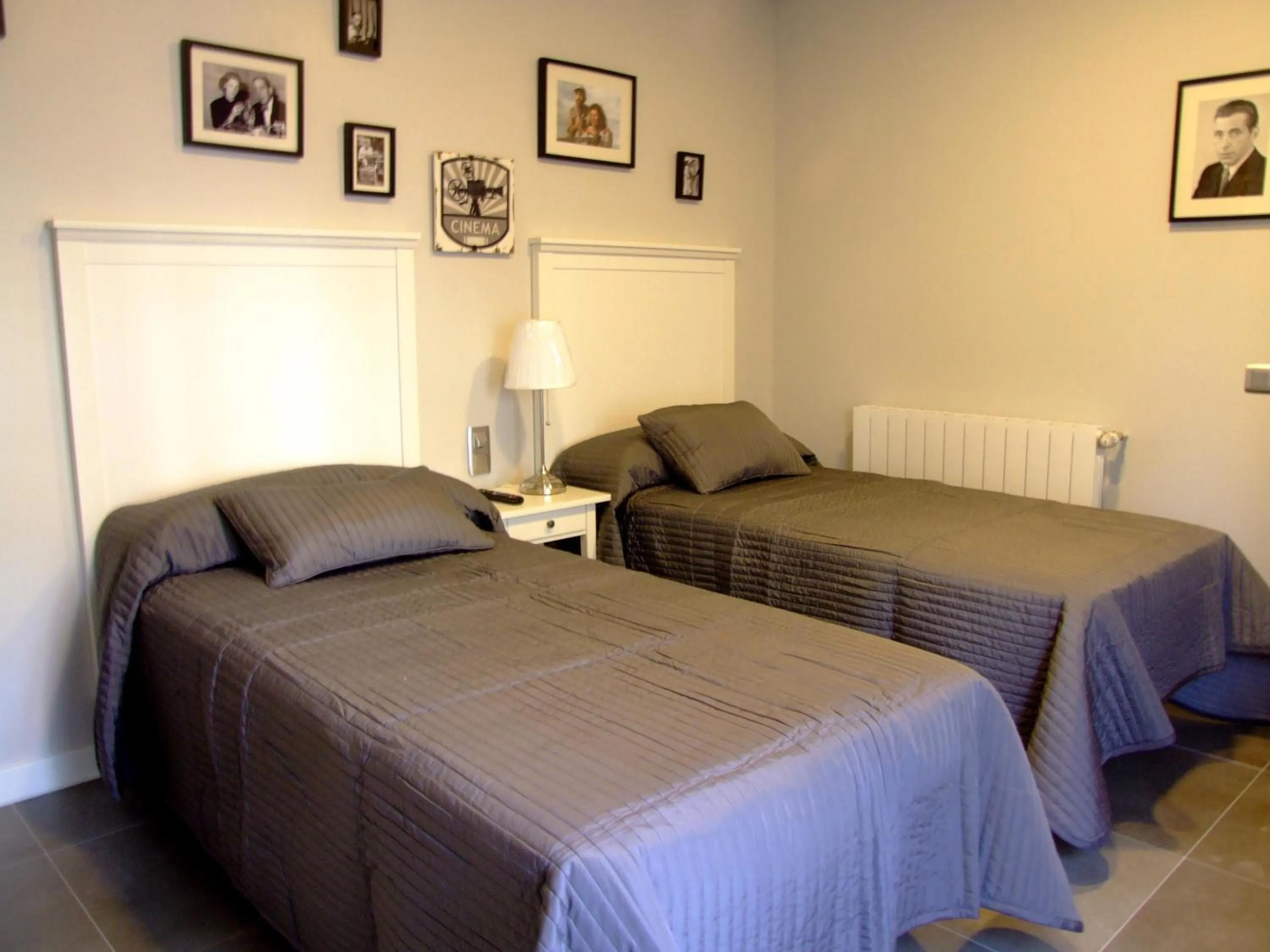 Bedroom, Bed in Hostal Vintage Santander