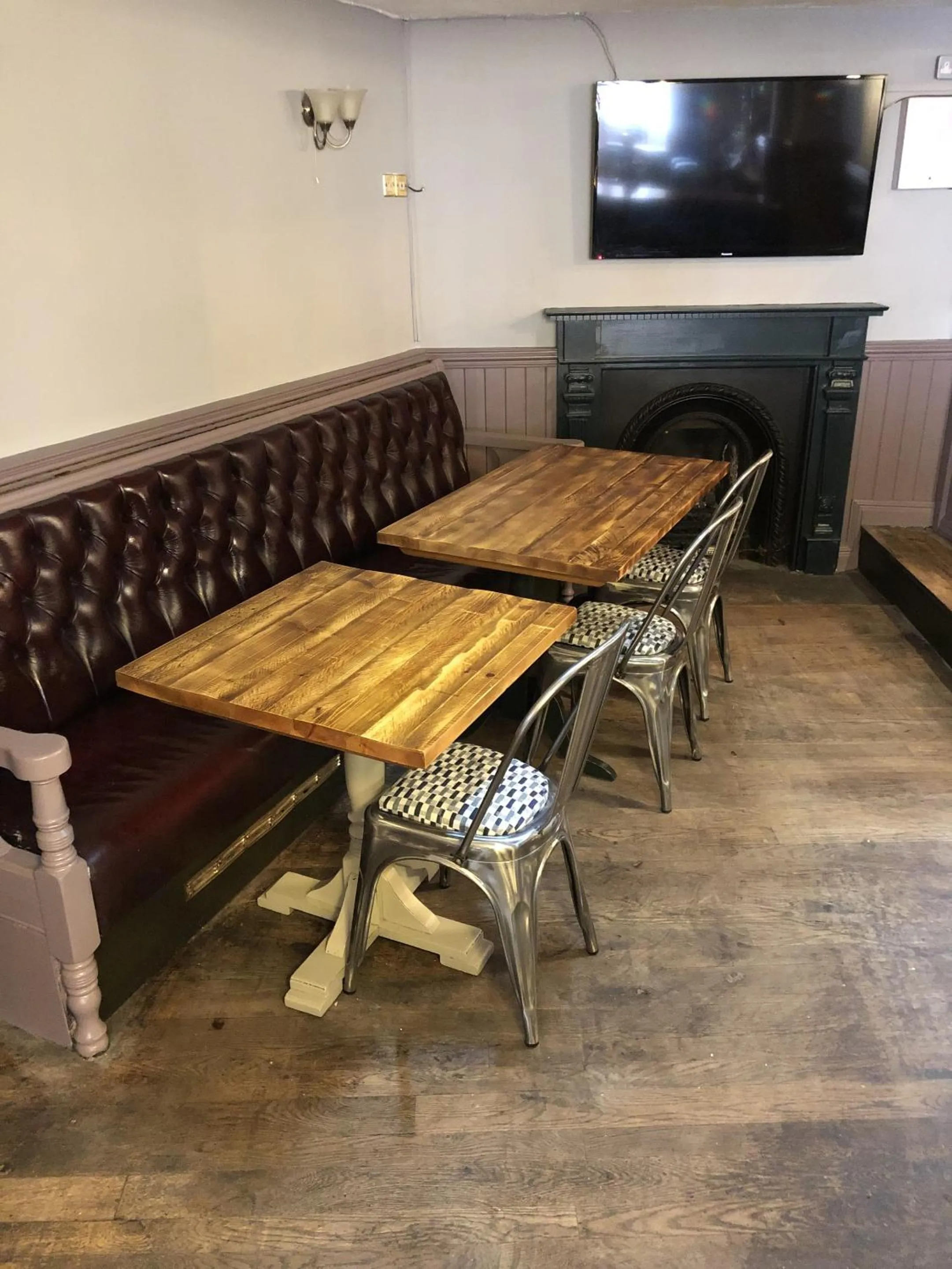 Other, Seating Area in The unicorn