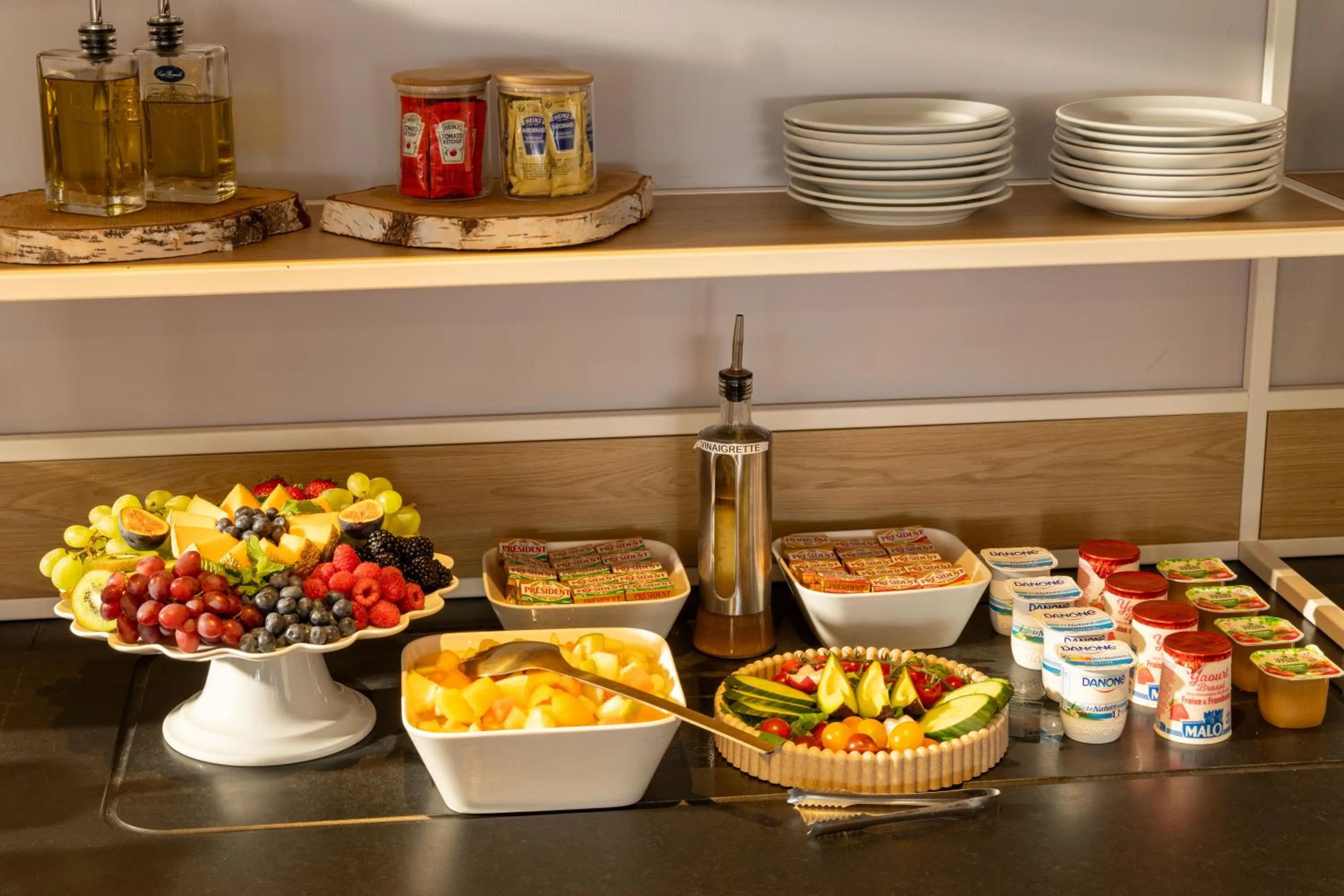 Buffet breakfast in Hotel Paris Louis Blanc