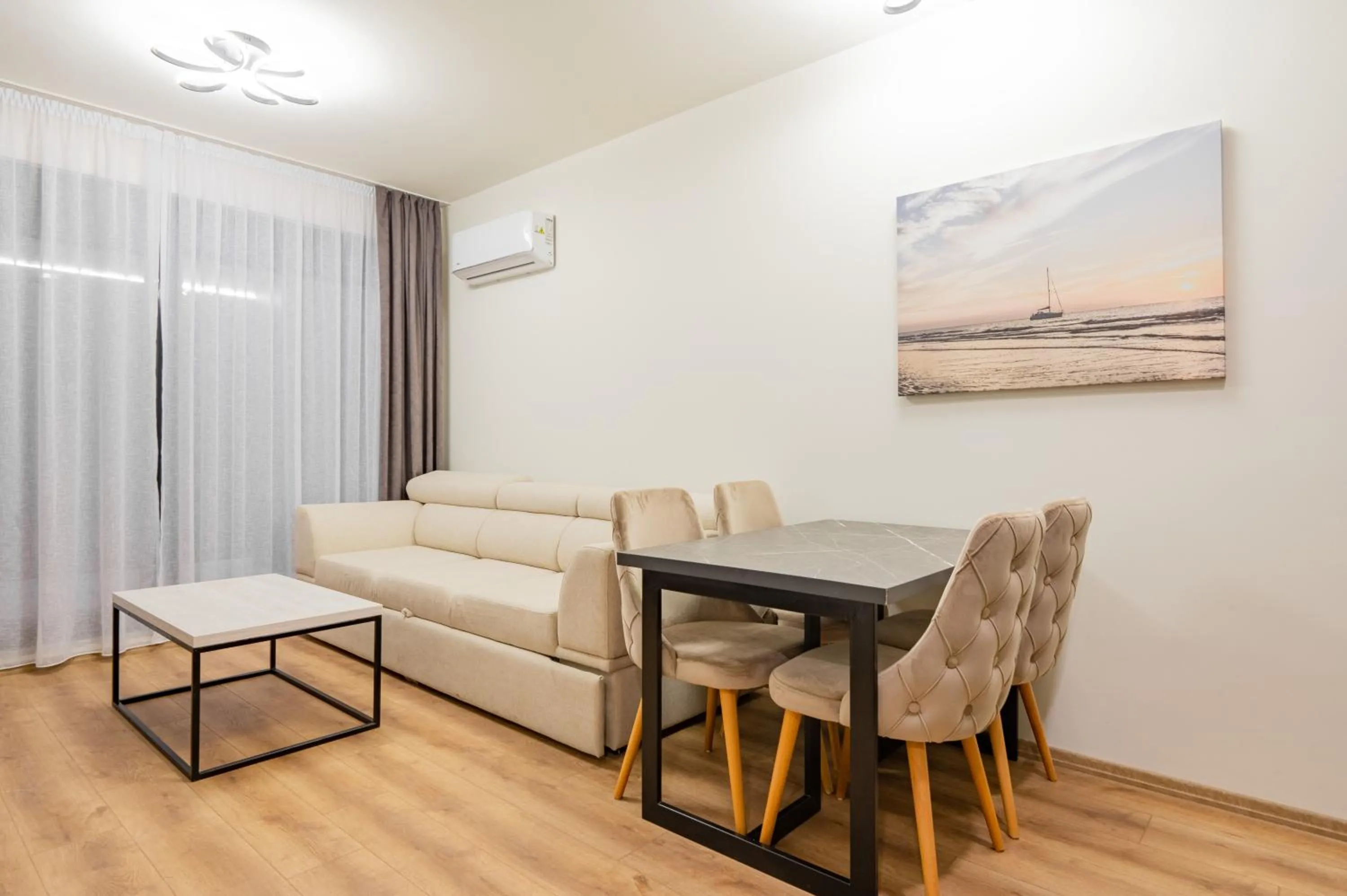 Living room in Dulamerovic Hotel