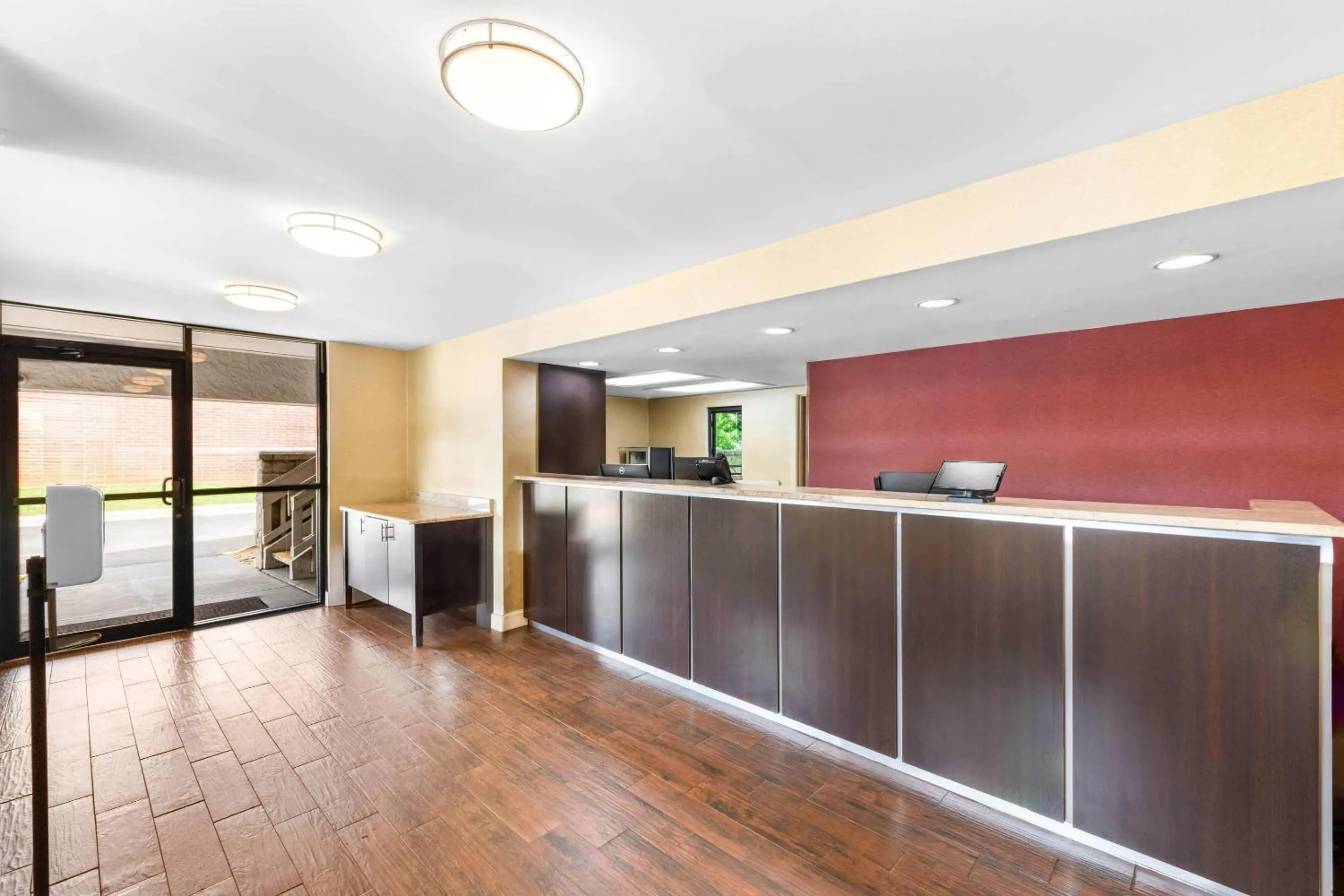 Lobby or reception in Econo Lodge Charlotte Airport