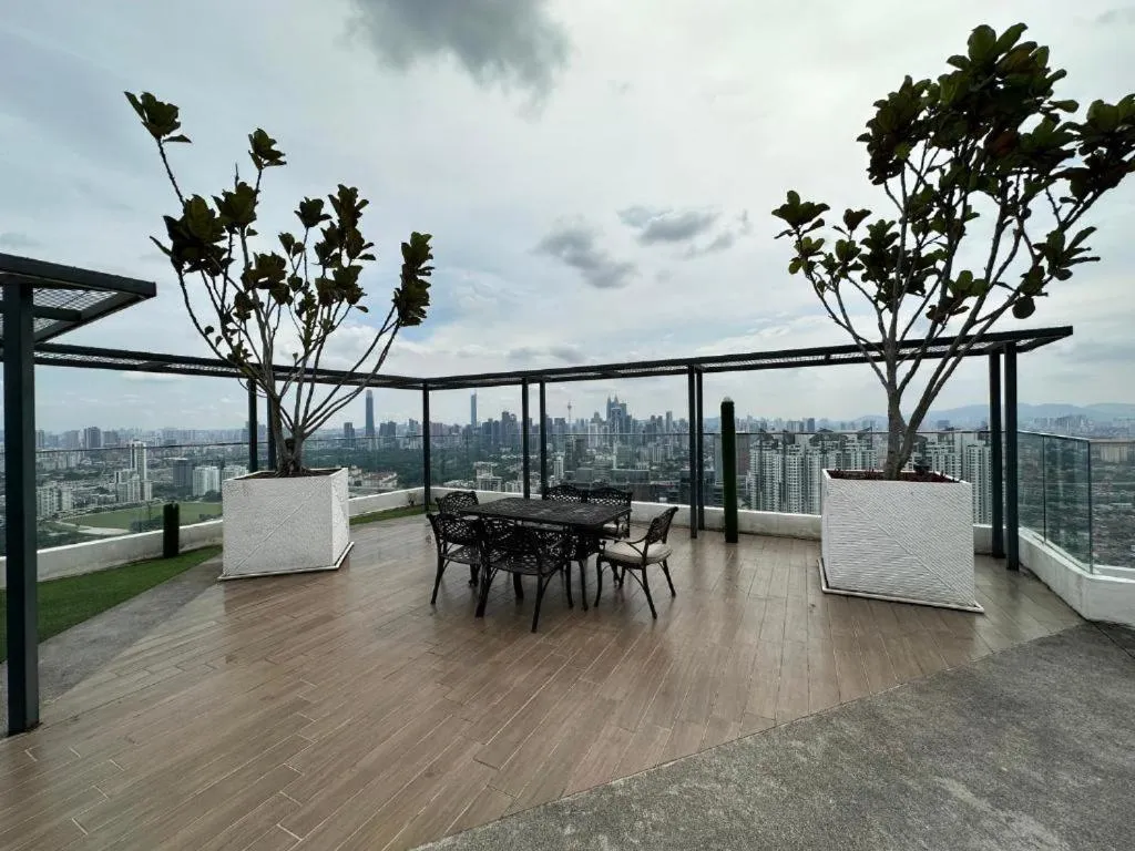 Reizz Residence by Perkasa