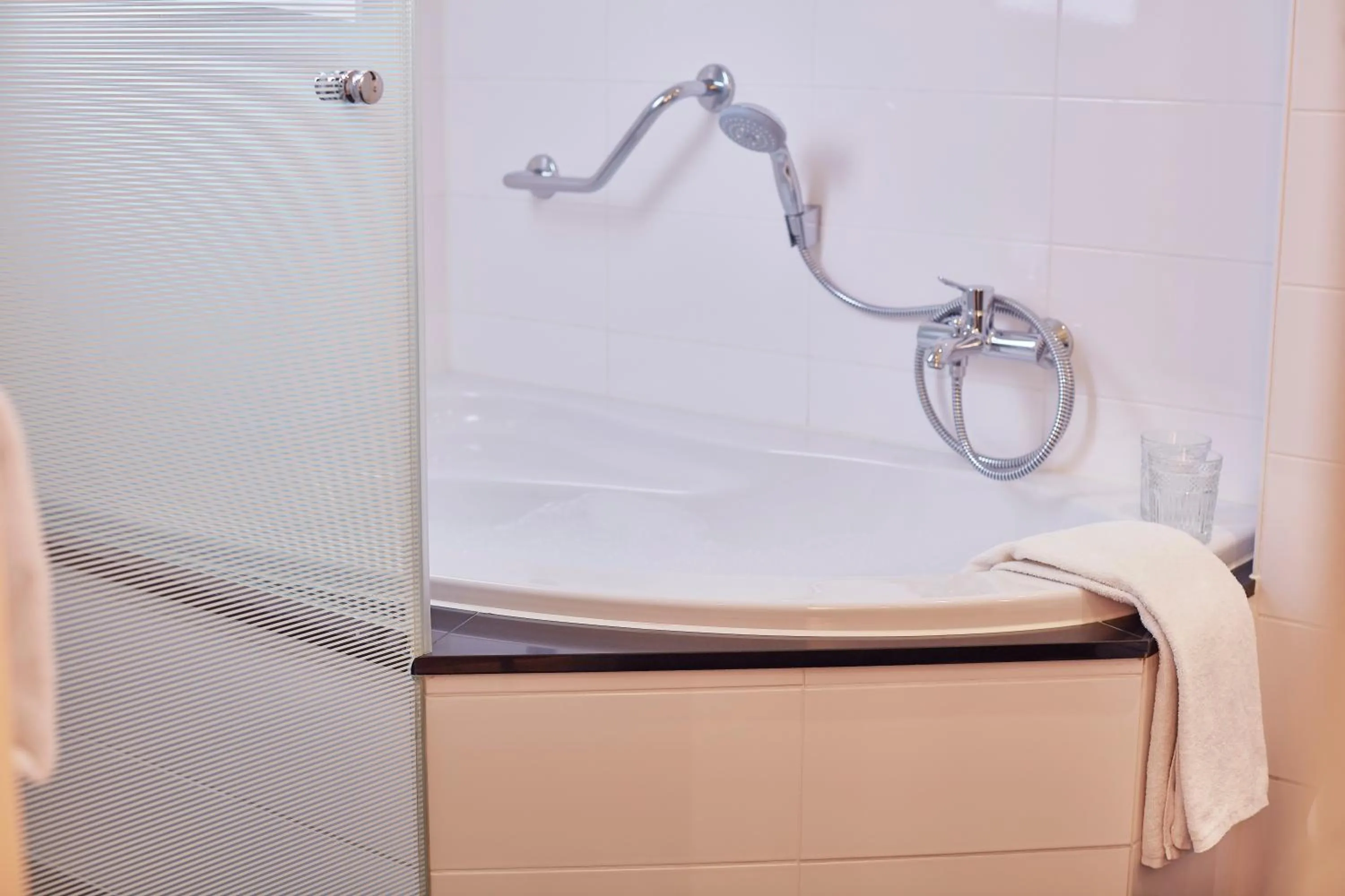 Bathroom in Carlton Square Hotel