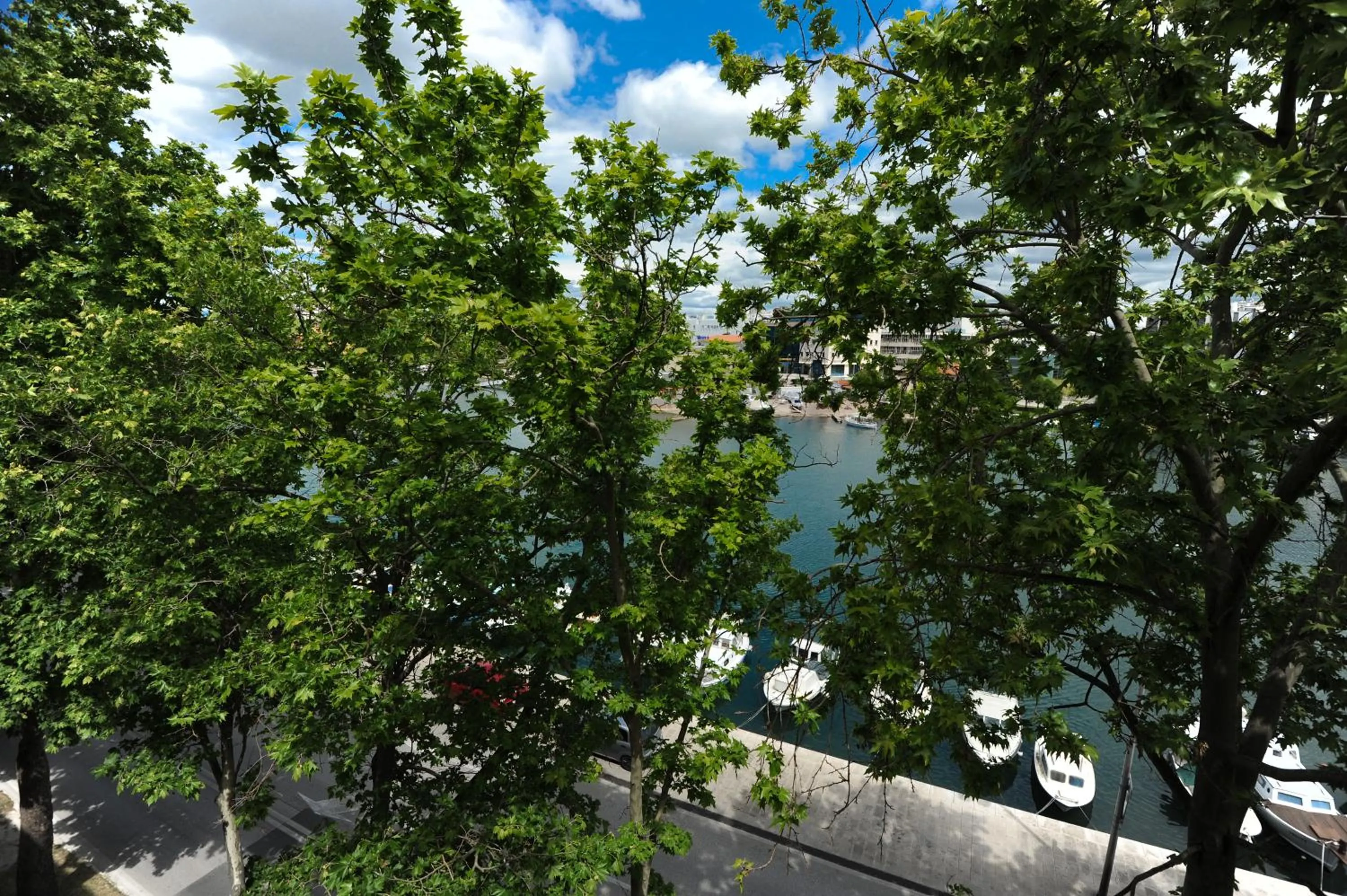 Bird's eye view in Feel Good Penthouse With Jacuzzi