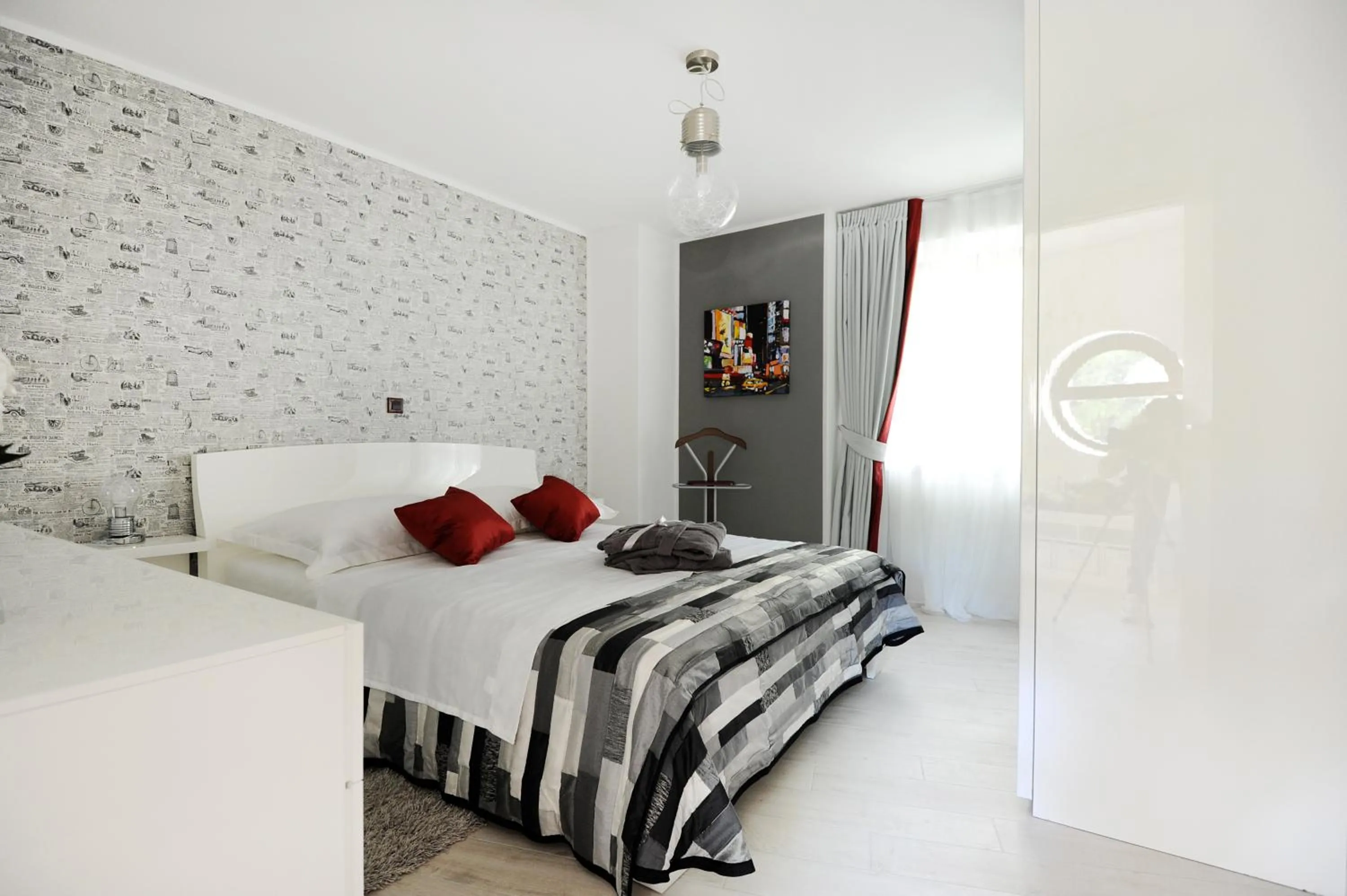 Bed in Feel Good Penthouse With Jacuzzi