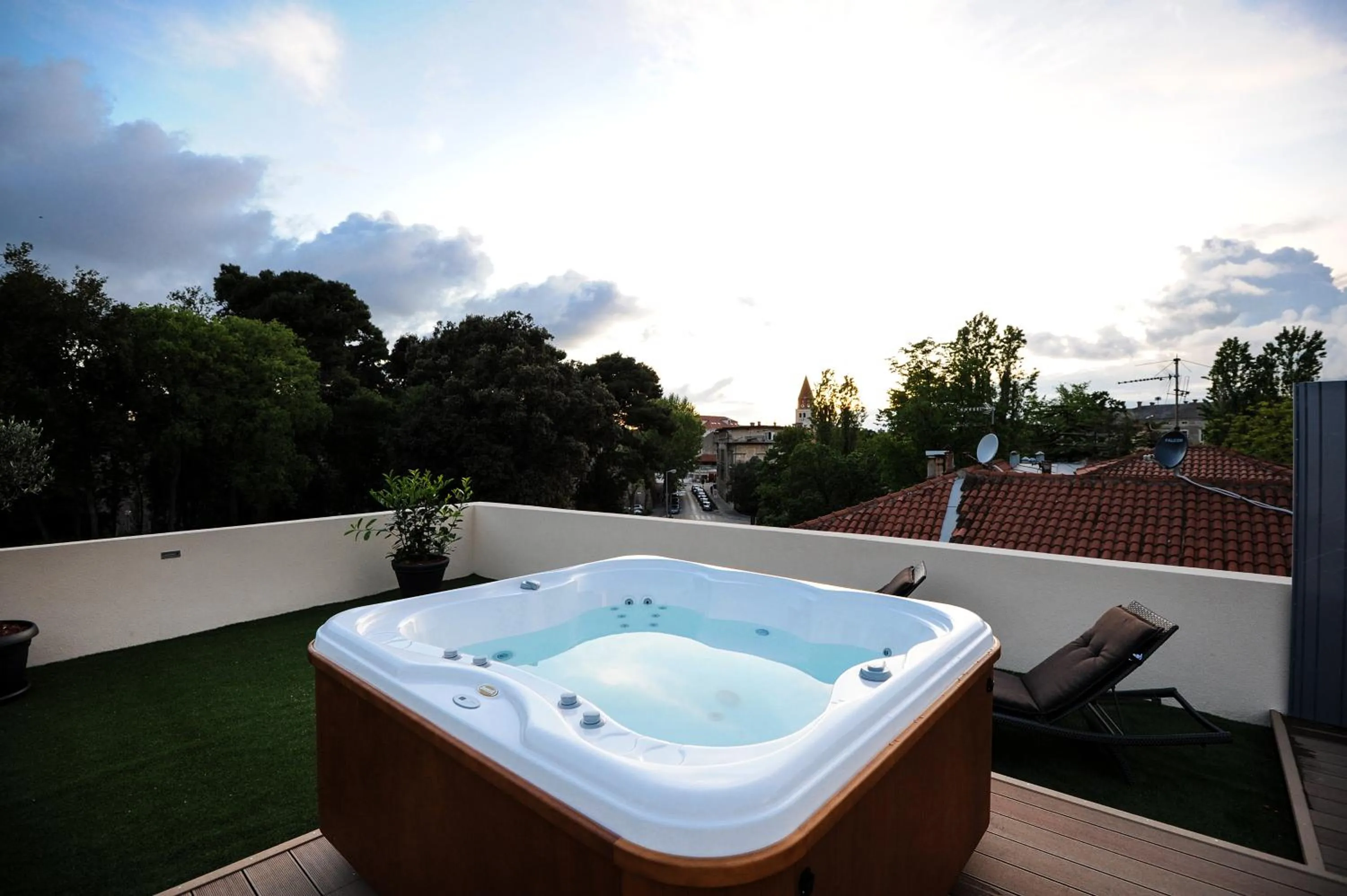 Balcony/Terrace in Feel Good Penthouse With Jacuzzi