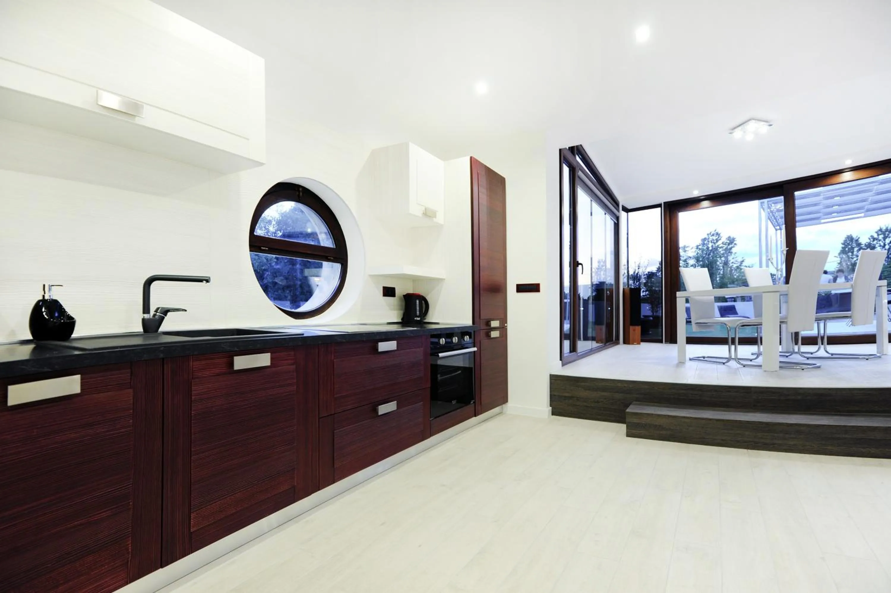 Kitchen or kitchenette in Feel Good Penthouse With Jacuzzi