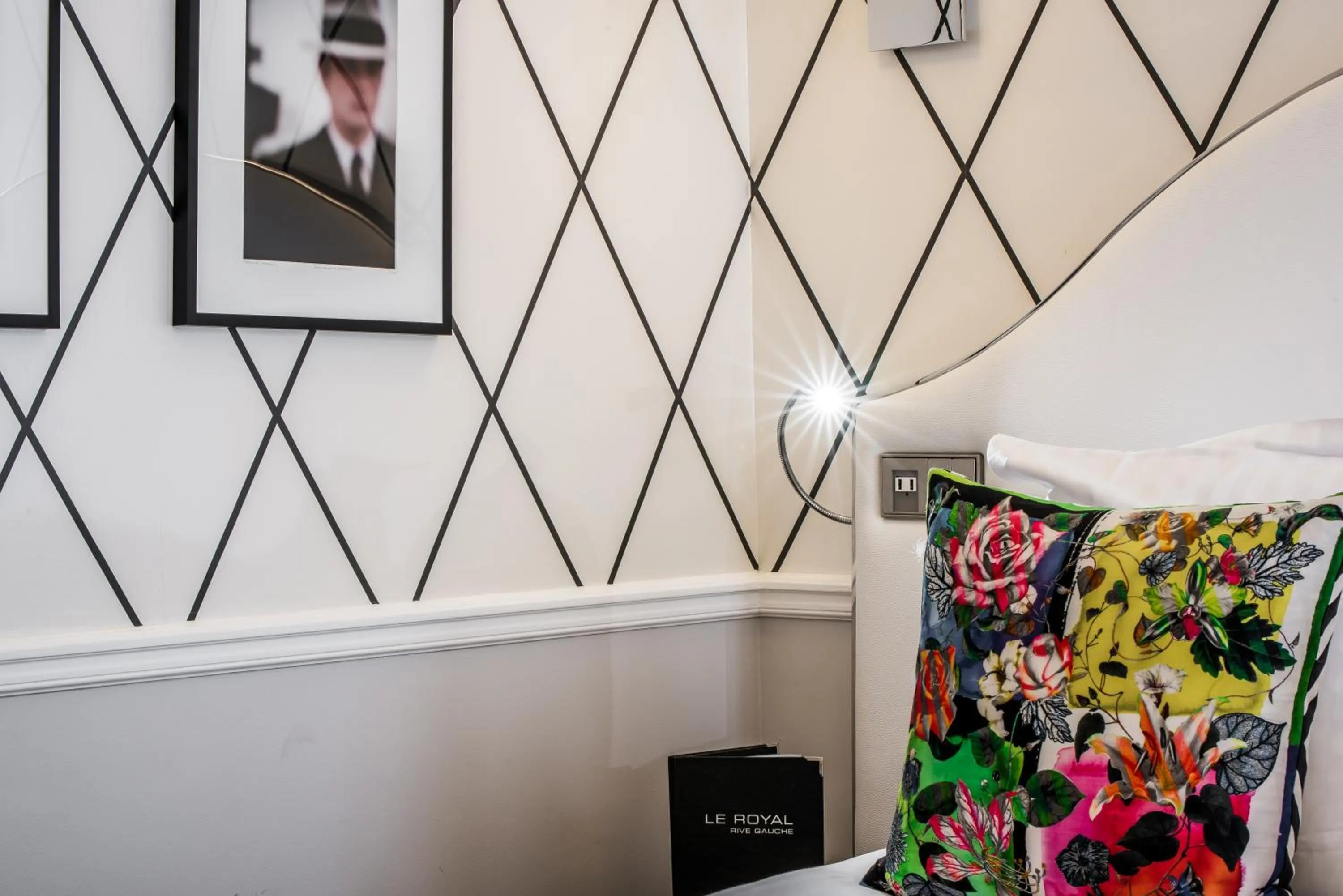 Decorative detail in Hôtel le Royal Rive Gauche