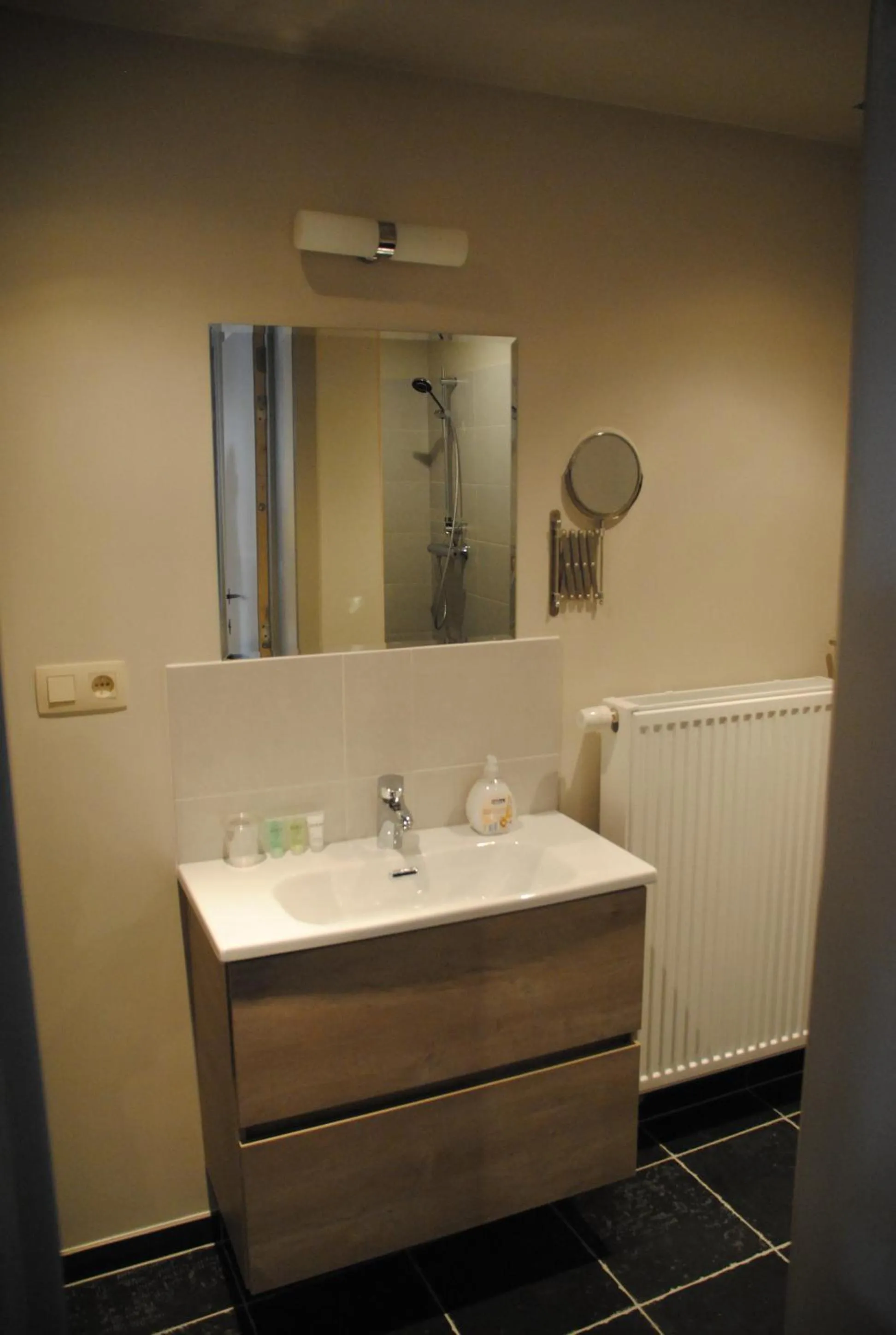Bathroom in B&B De Oude Winning