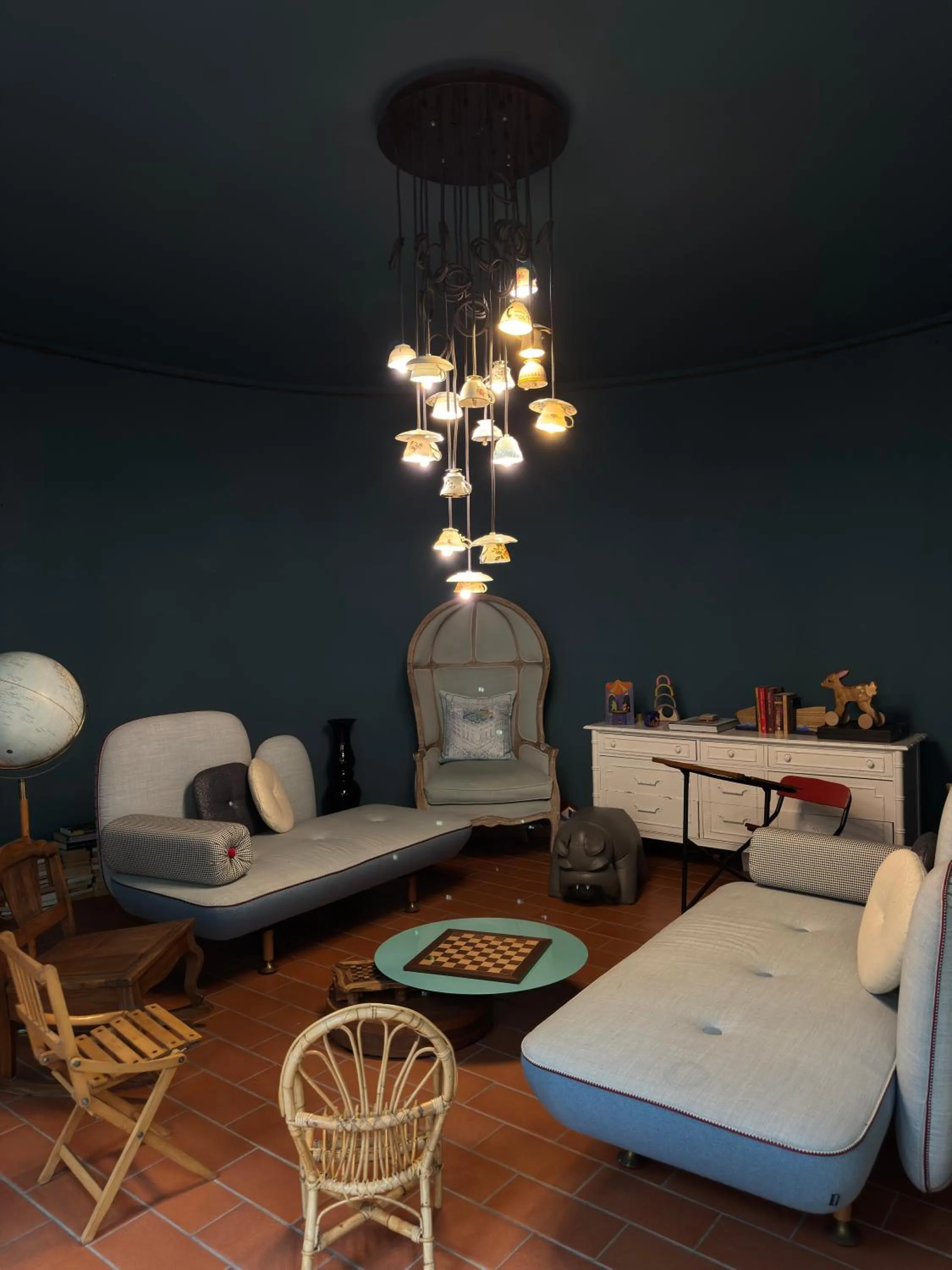 Decorative detail in Terre di Baccio