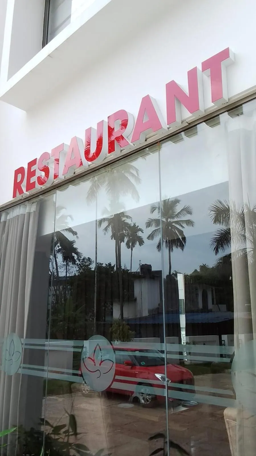 Restaurant/places to eat in MANDARIN SKY