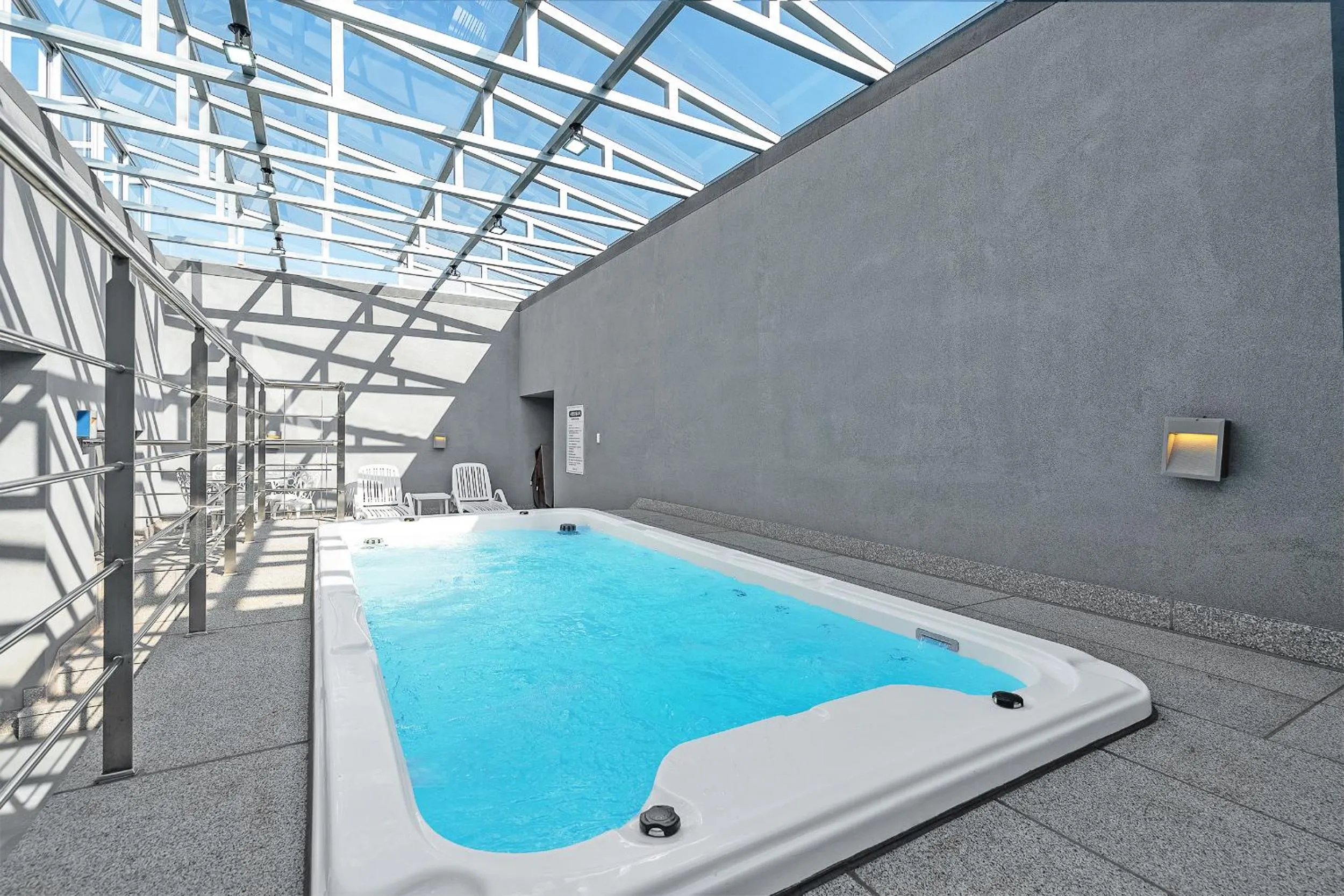 Swimming pool in Pohang A1Hotel Haedo