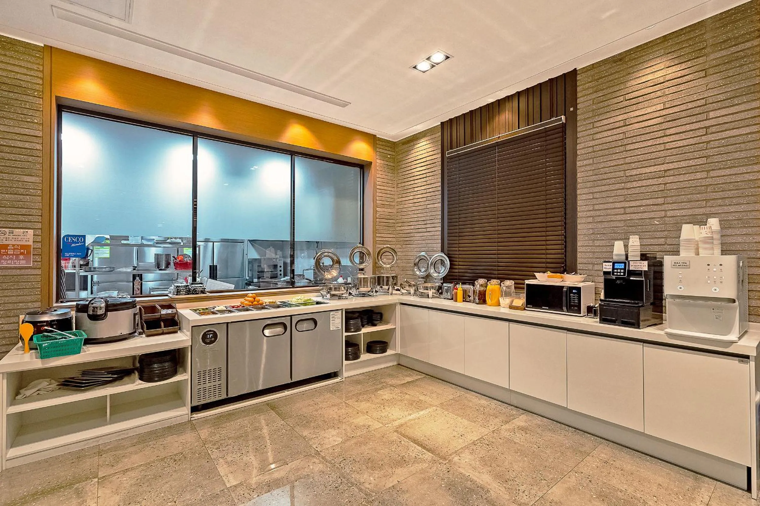 Restaurant/places to eat in Pohang A1Hotel Haedo