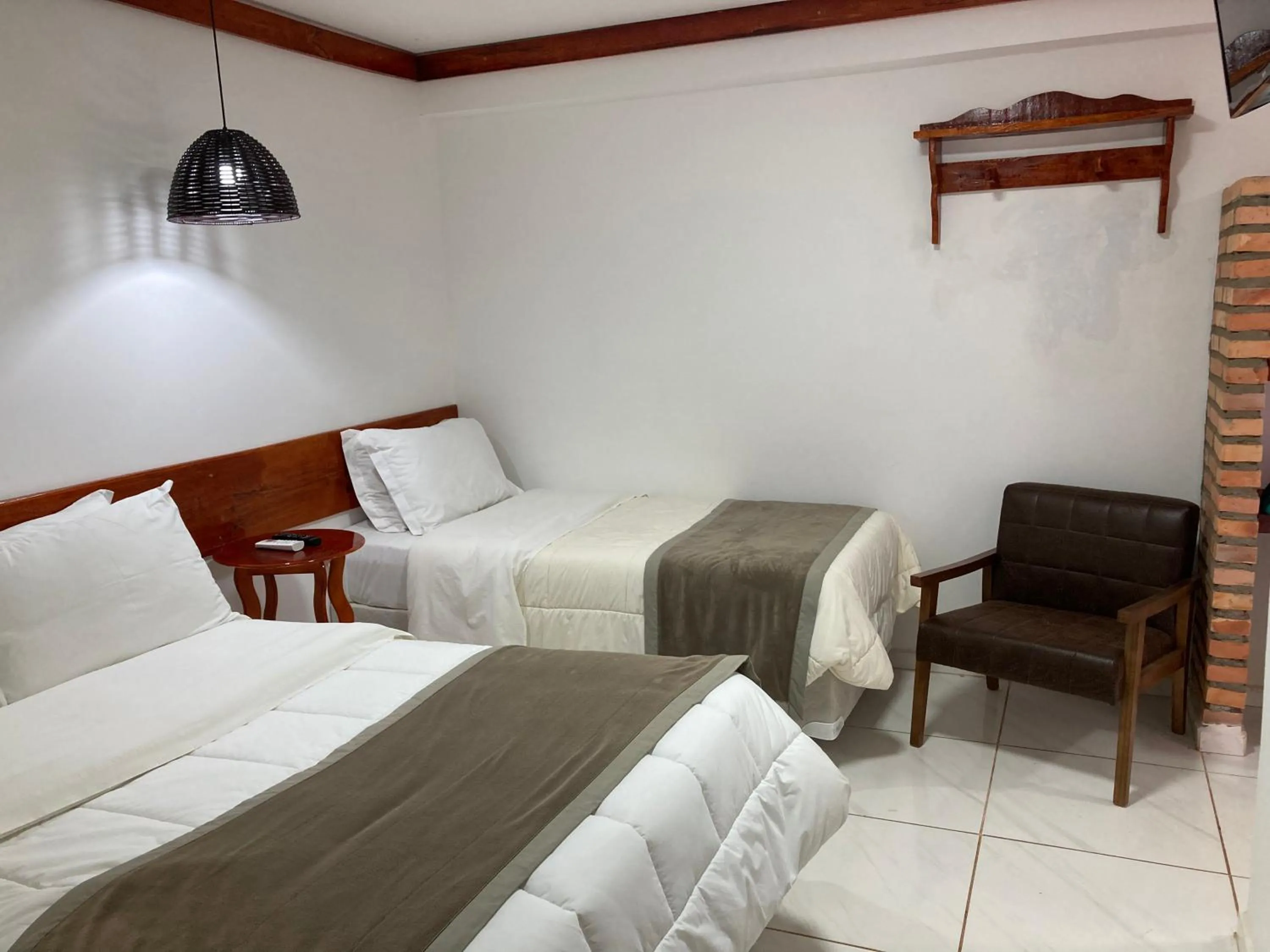 Bedroom, Bed in Hotel Senador Distributed by Ameris - Quedas do Iguaçu - Paraná