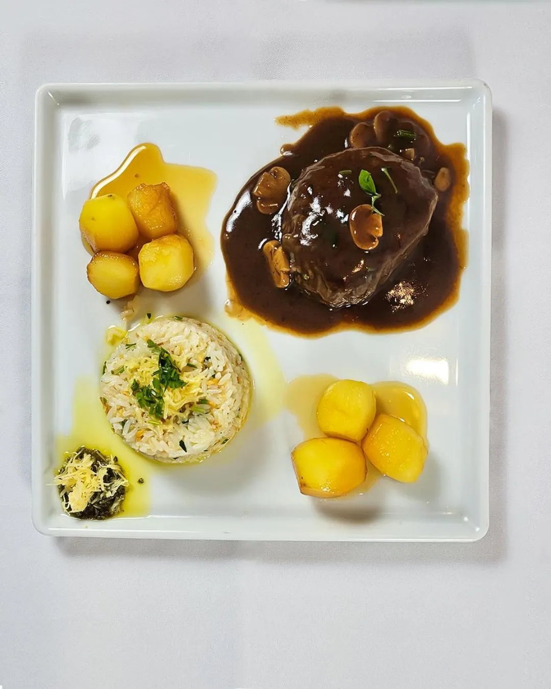 Food and drinks in Hotel Senador Distributed by Ameris - Quedas do Iguaçu - Paraná