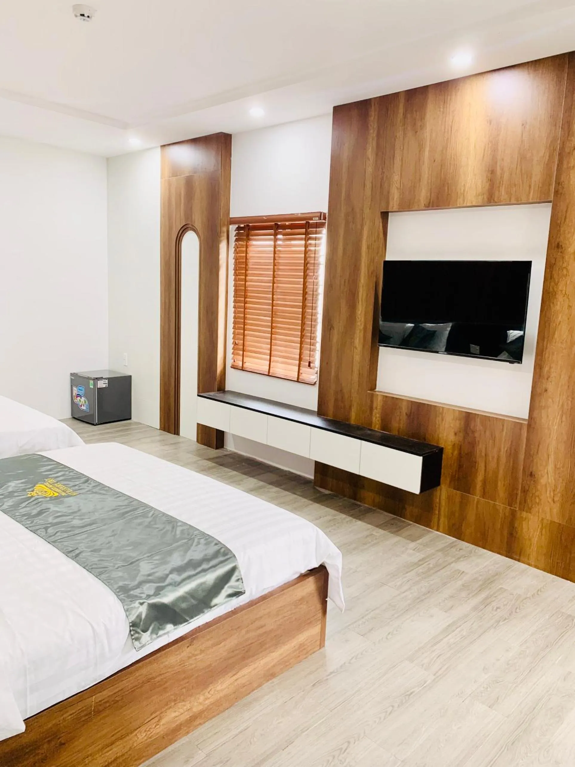 Bed in T&T Luxury Hotel