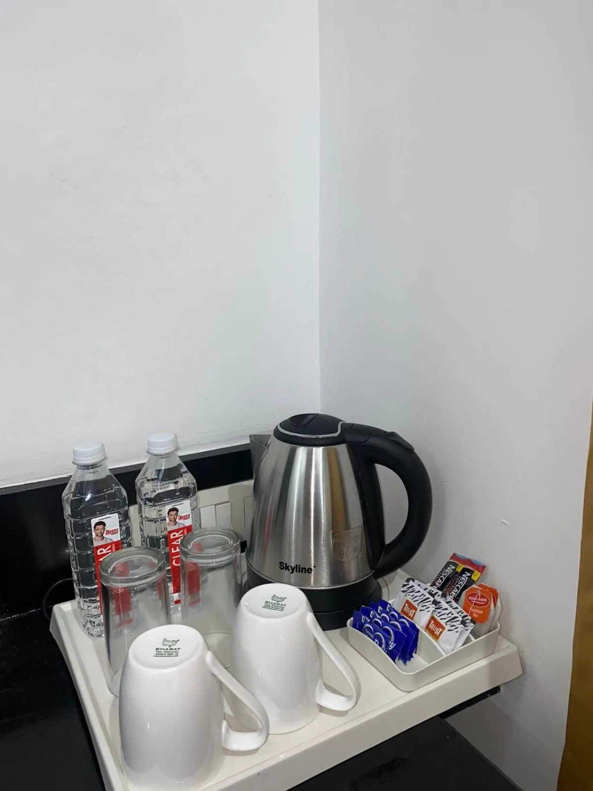 Coffee/tea facilities in Posh Suites - Golf Course Road