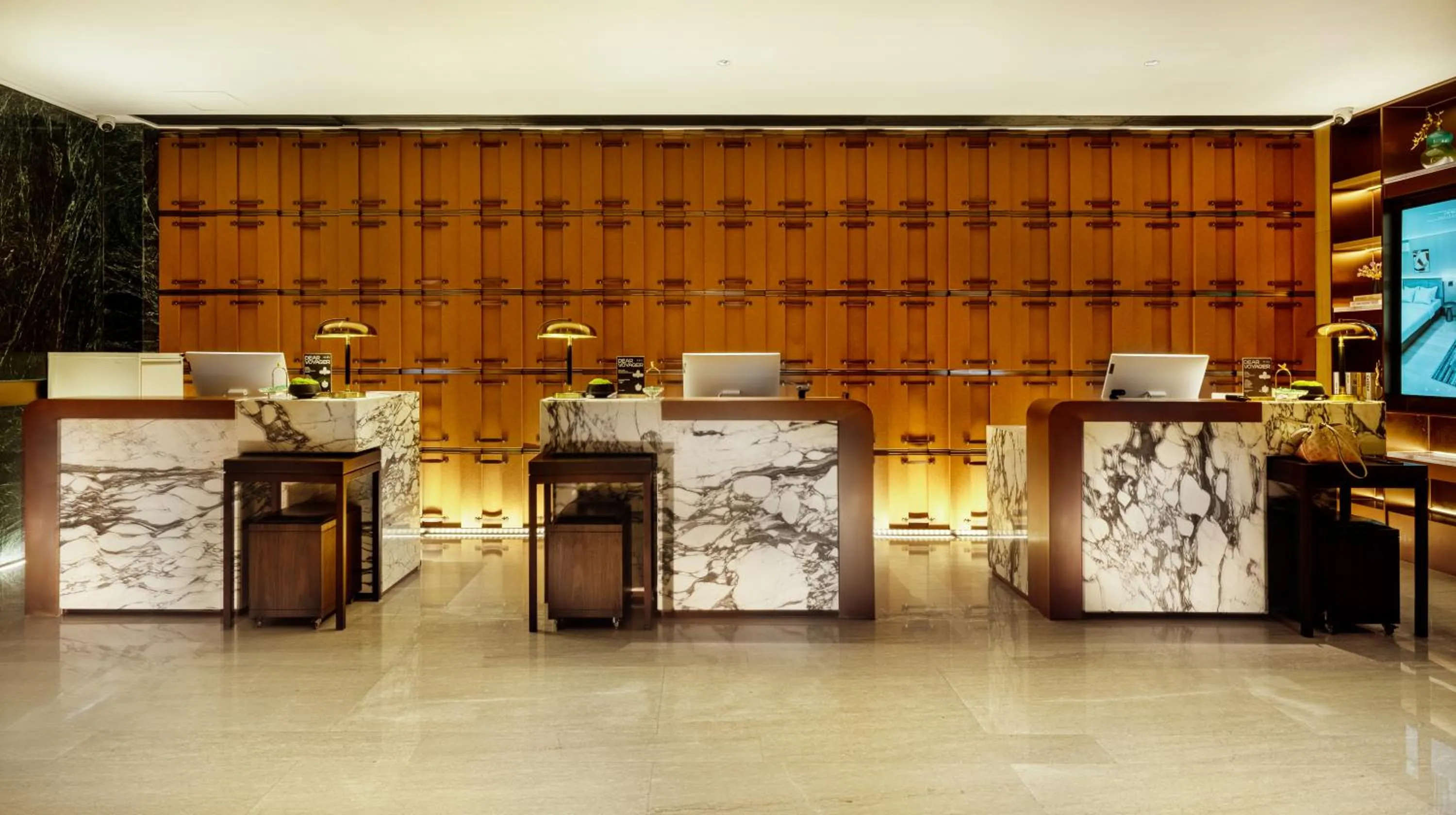 Lobby or reception in Baytop Living Hotel - Canton Fair Free Shuttle Bus