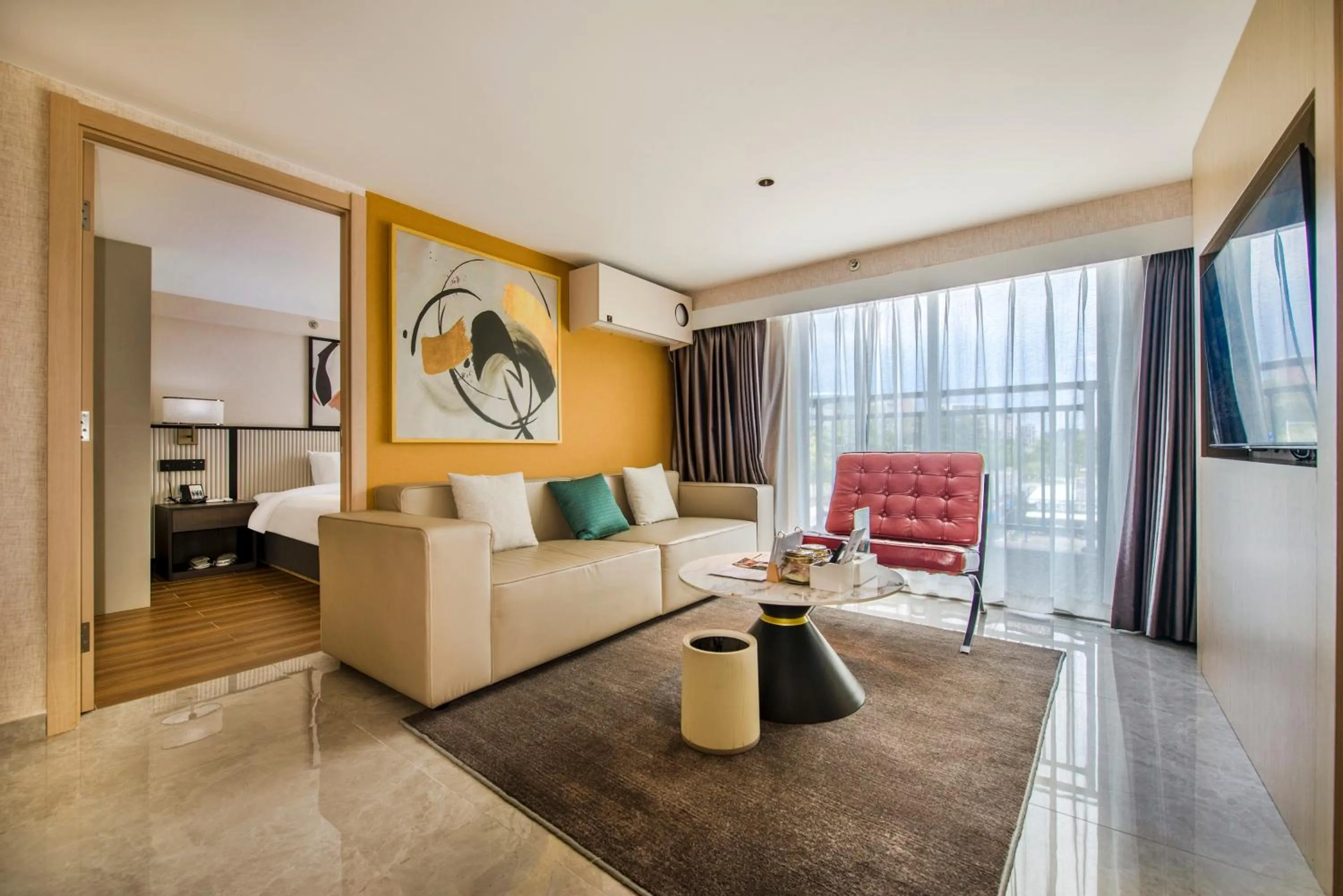 Bed in Baytop Living Hotel - Canton Fair Free Shuttle Bus