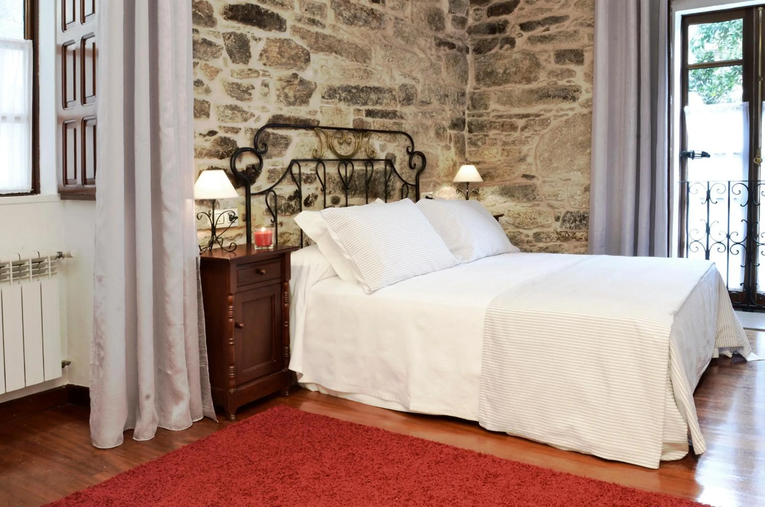 Bed in Sete Artes by Como en Casa