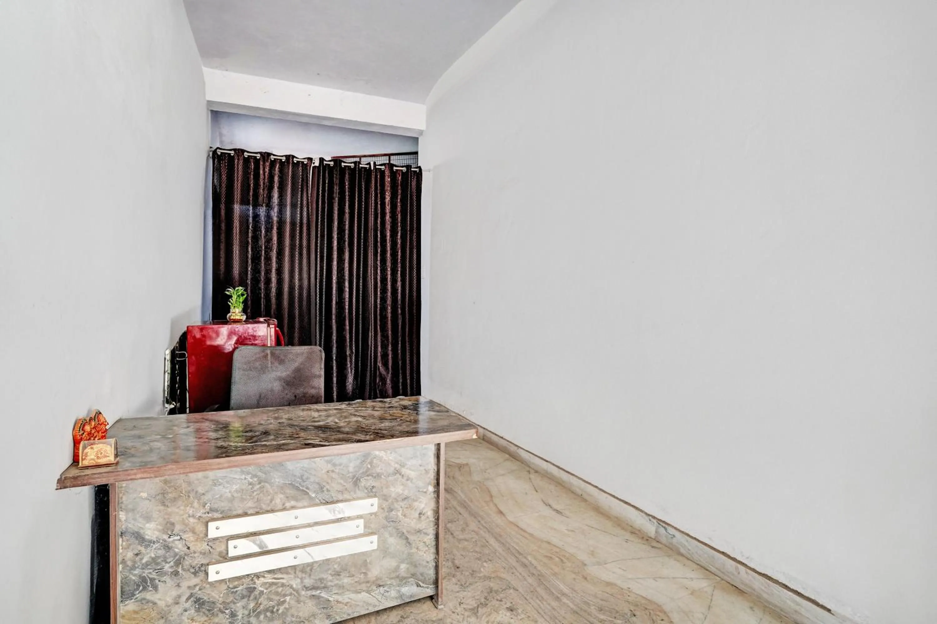 Lobby or reception in Hotel O by OYO Rudhra