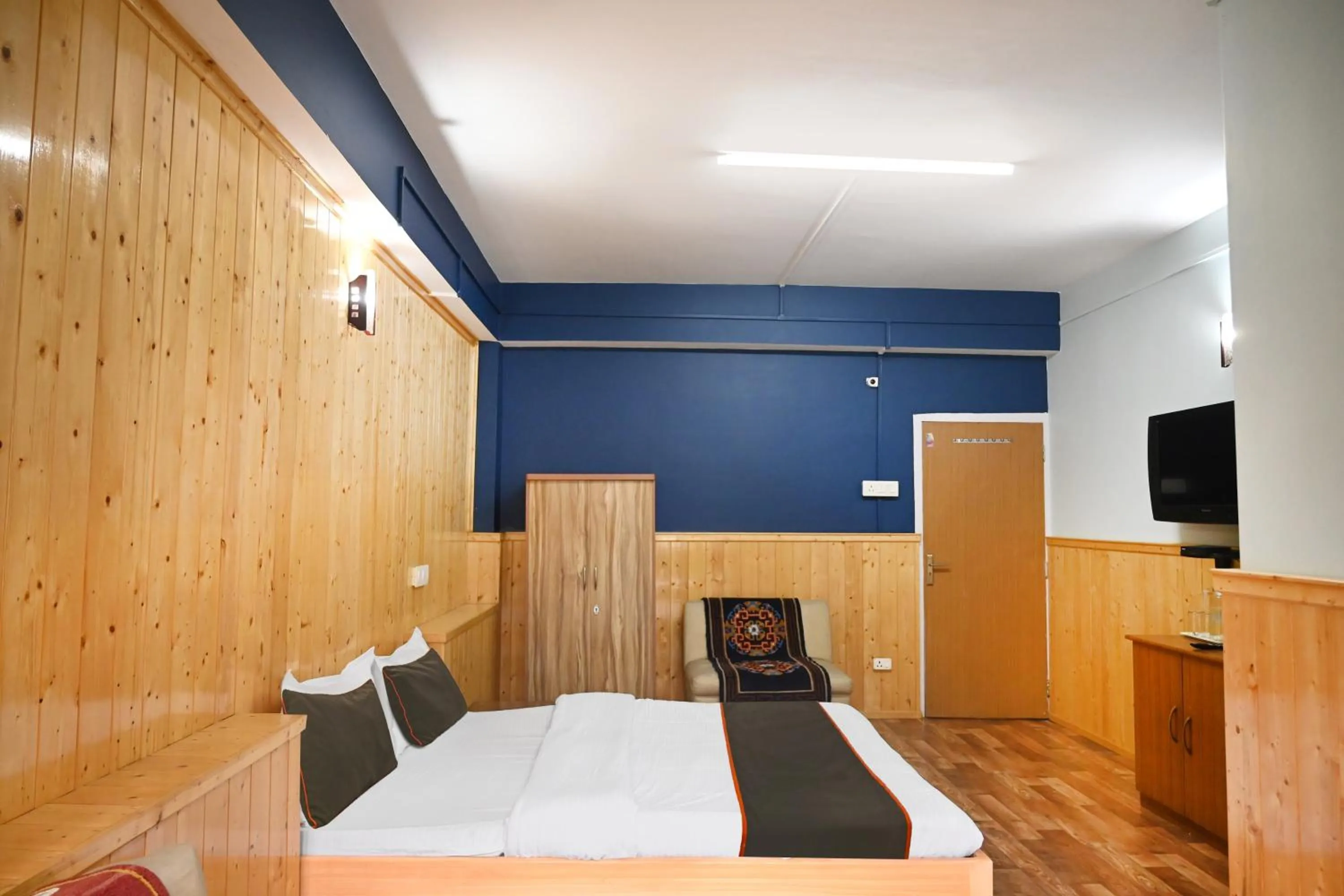 Bedroom in Hotel O Kaizen Residency