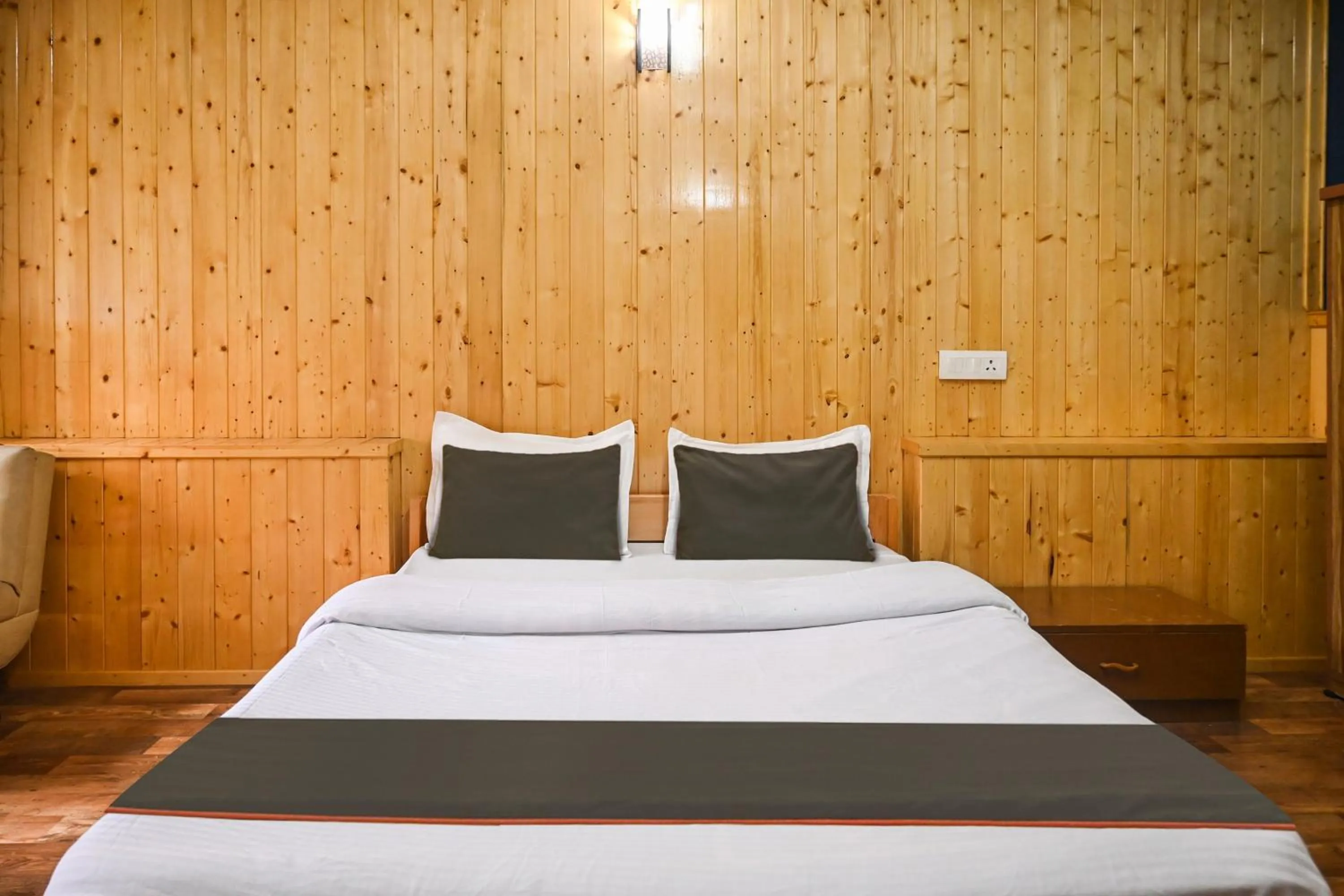 Bedroom in Hotel O Kaizen Residency