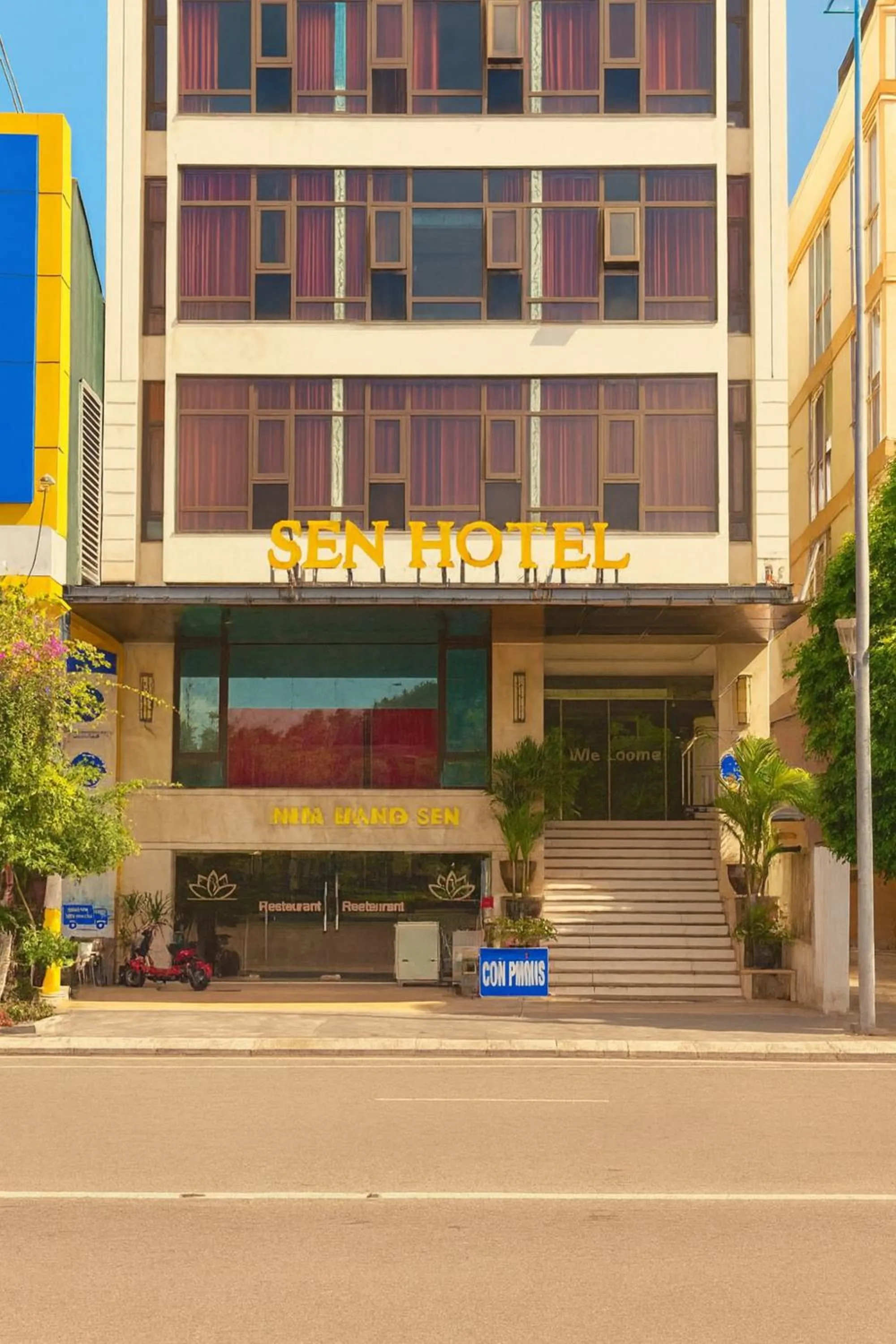 Property building in Sen Hotel Hạ Long