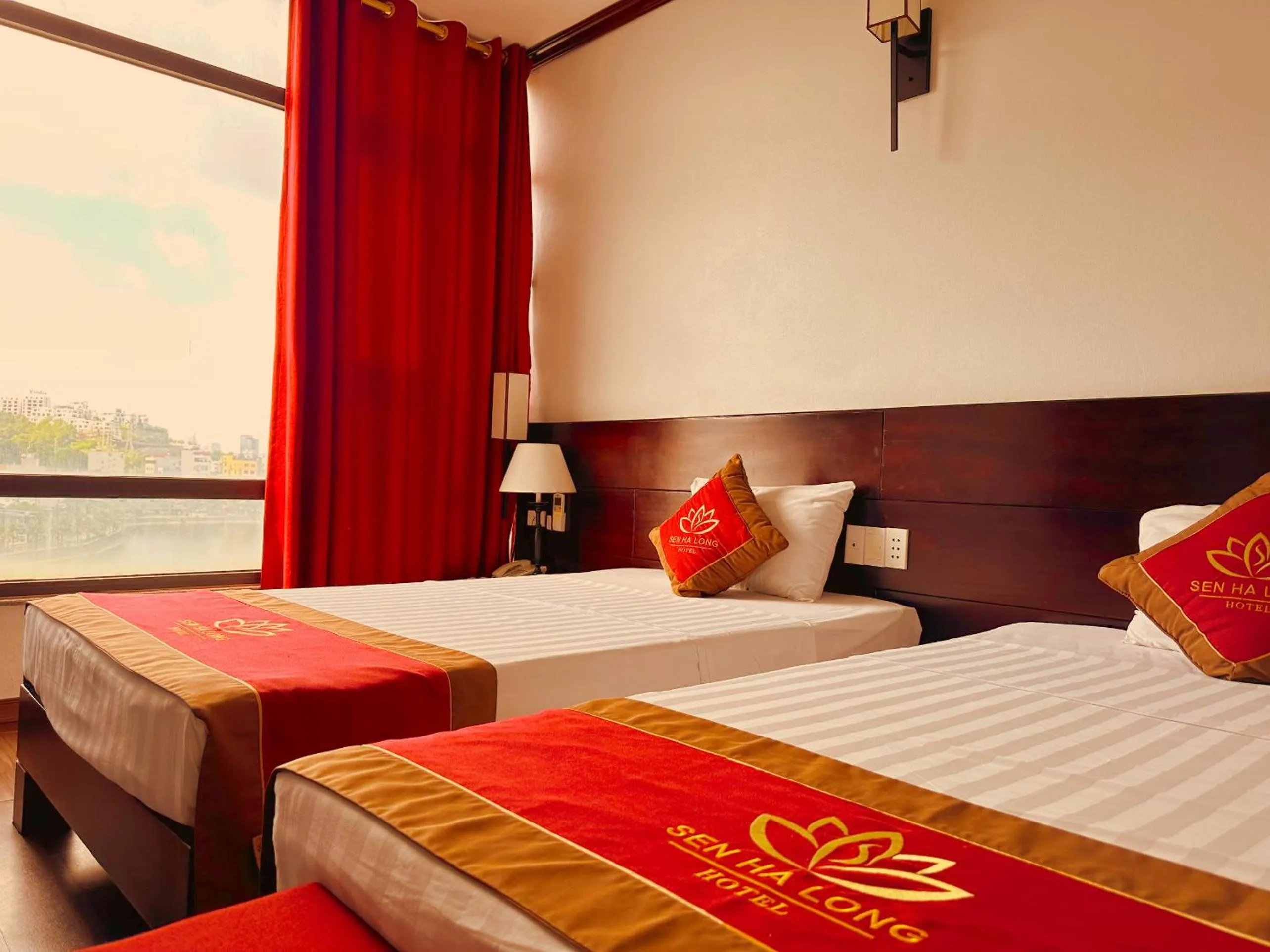 Bedroom, Bed in Sen Hotel Hạ Long