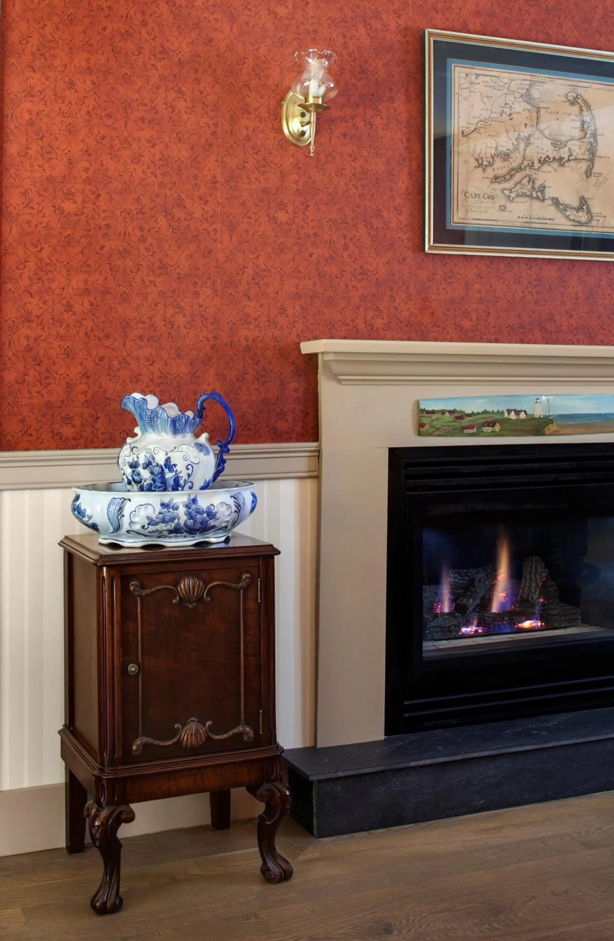 Decorative detail in Captain's House Inn