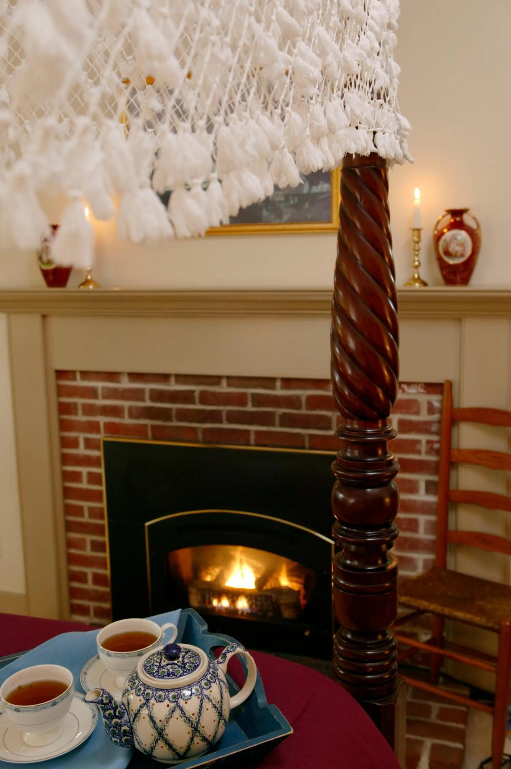 Decorative detail in Captain's House Inn