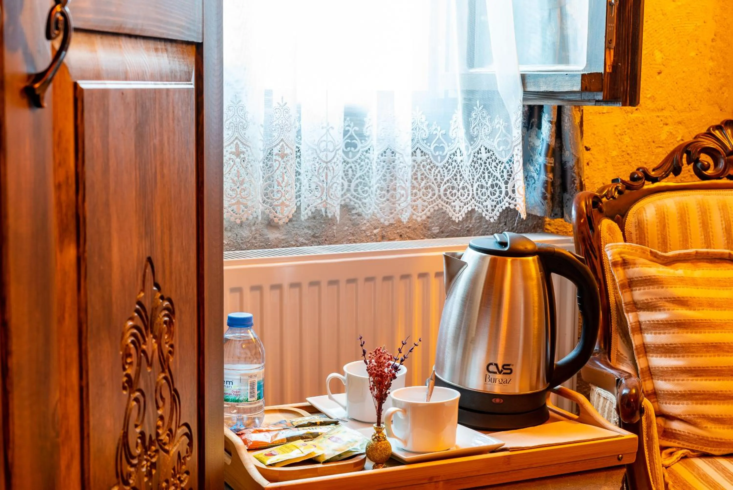 Coffee/tea facilities in CAPPANAR CAVE HOTEL
