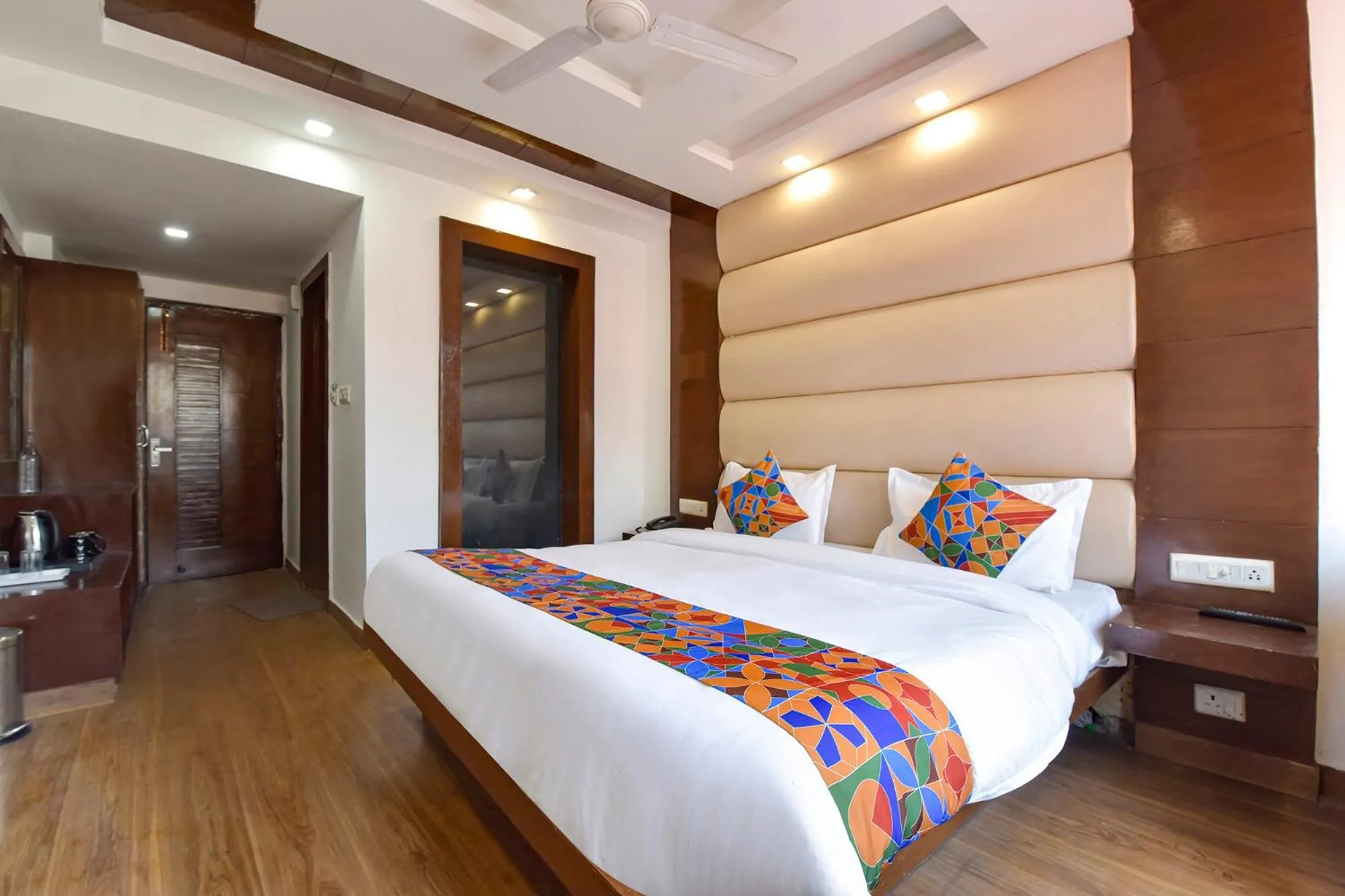 Bed in FabHotel Sikka Royal Classic - Mall road