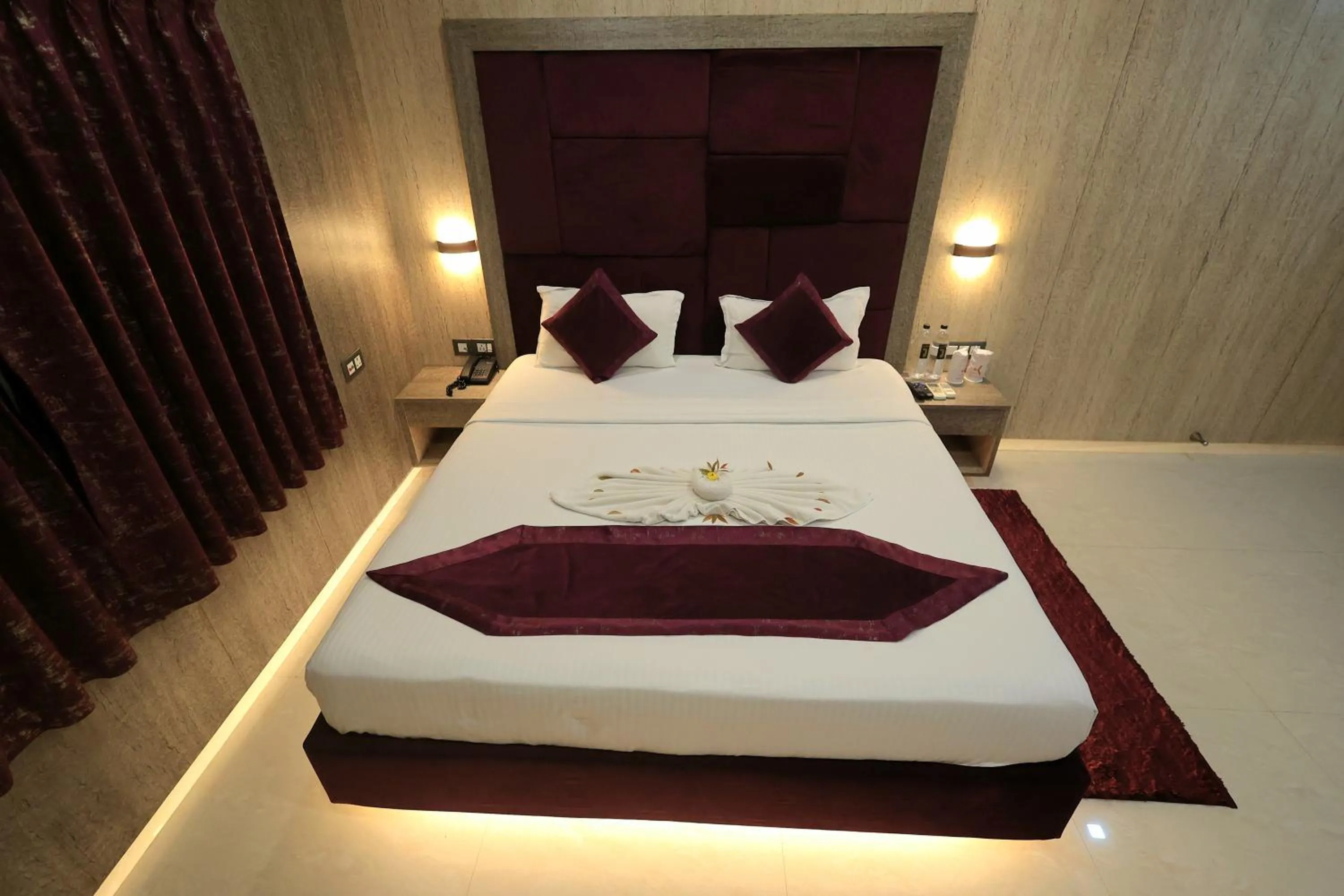 Bedroom, Bed in karisma premium