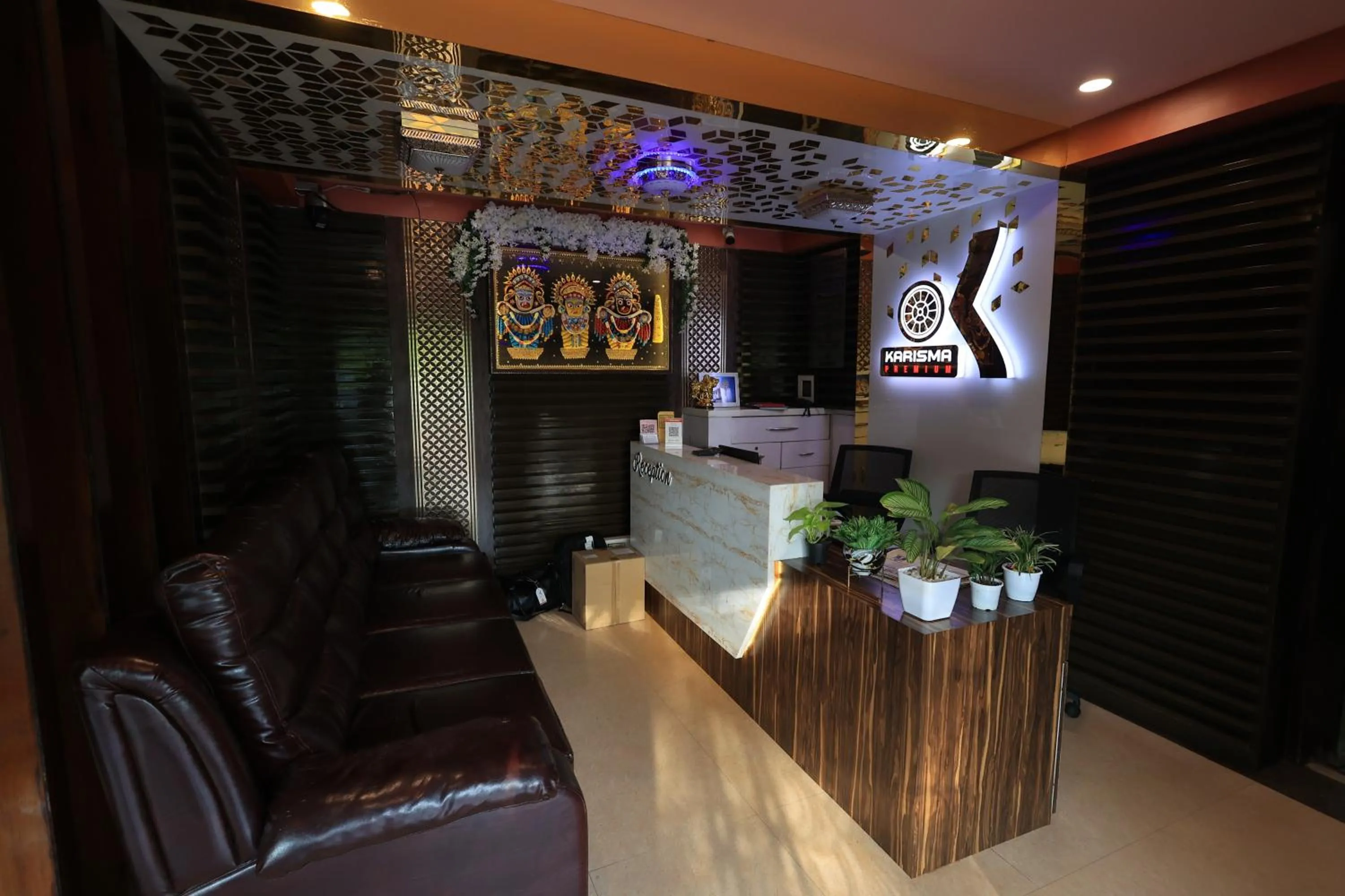 Facade/entrance in karisma premium