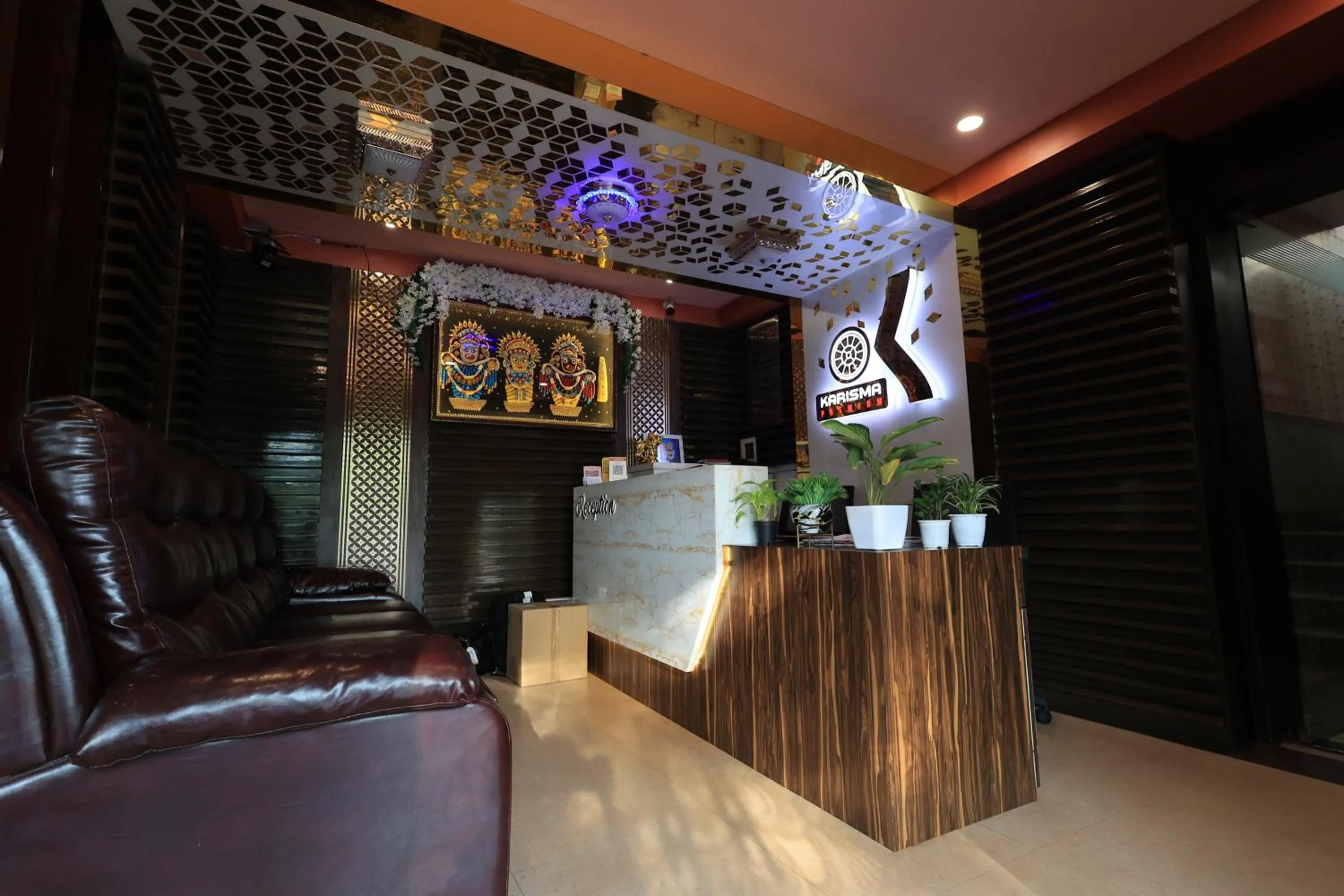 Facade/entrance in karisma premium