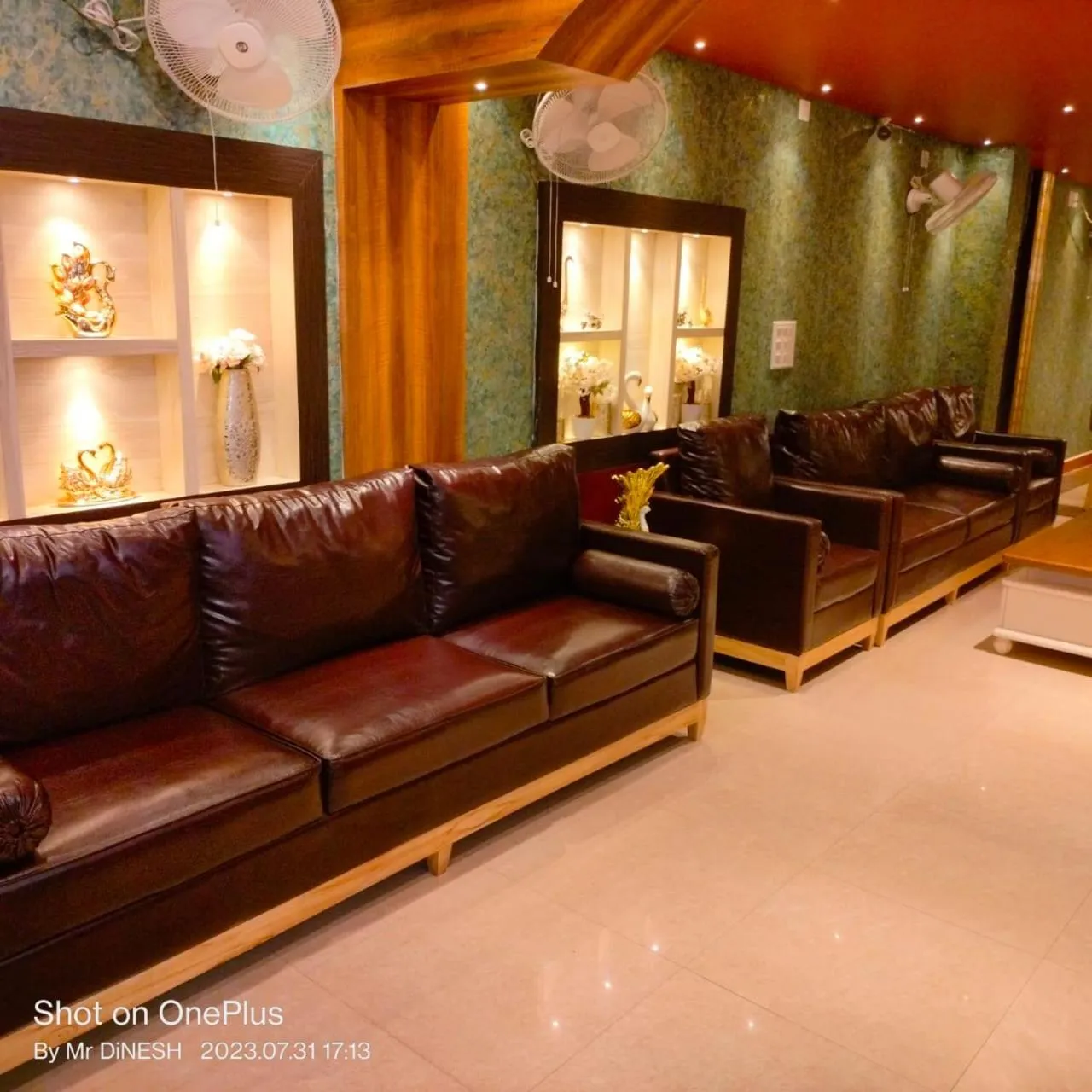 Seating area in karisma premium
